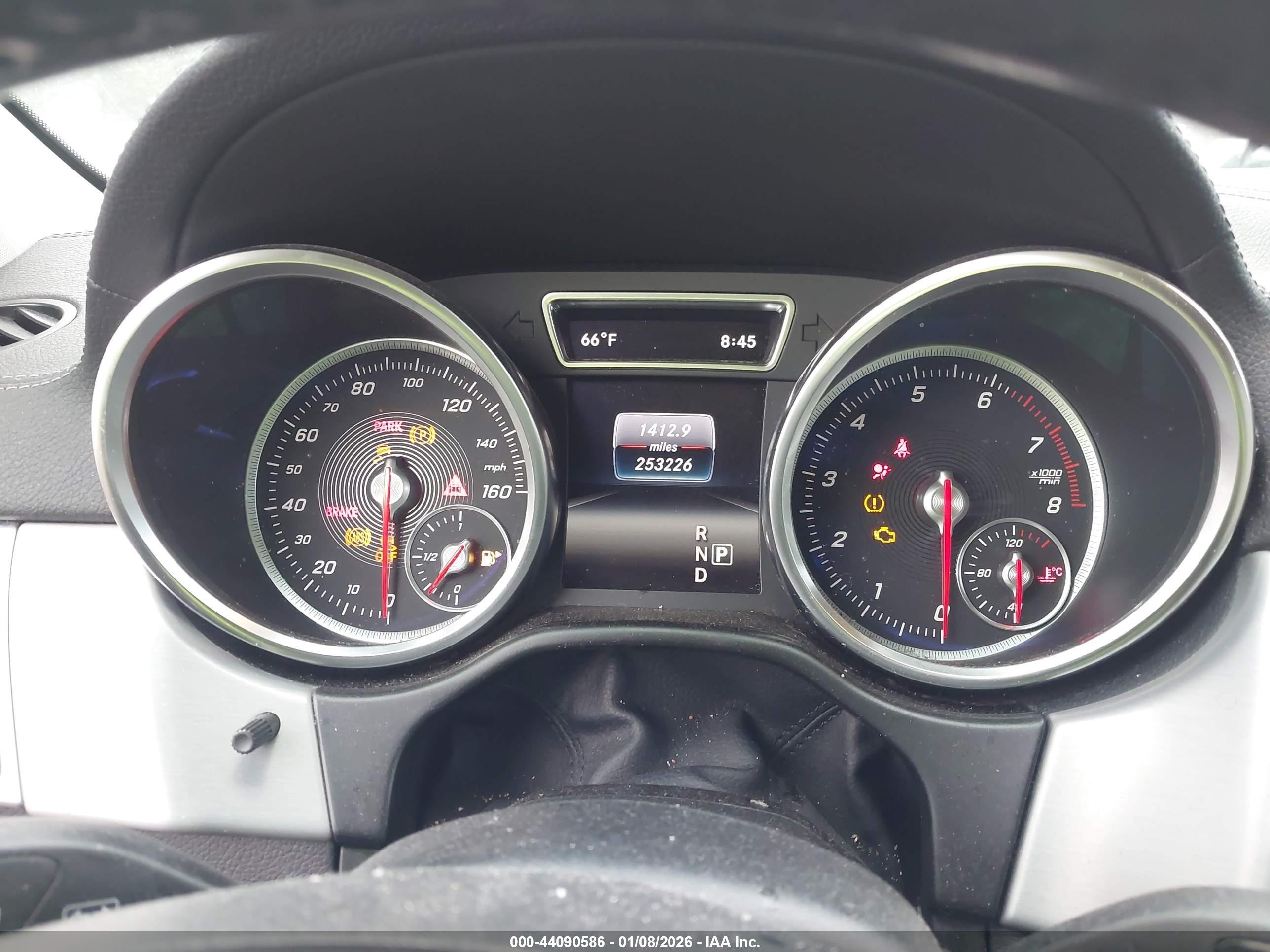 MERCEDES-BENZ GLS image 7