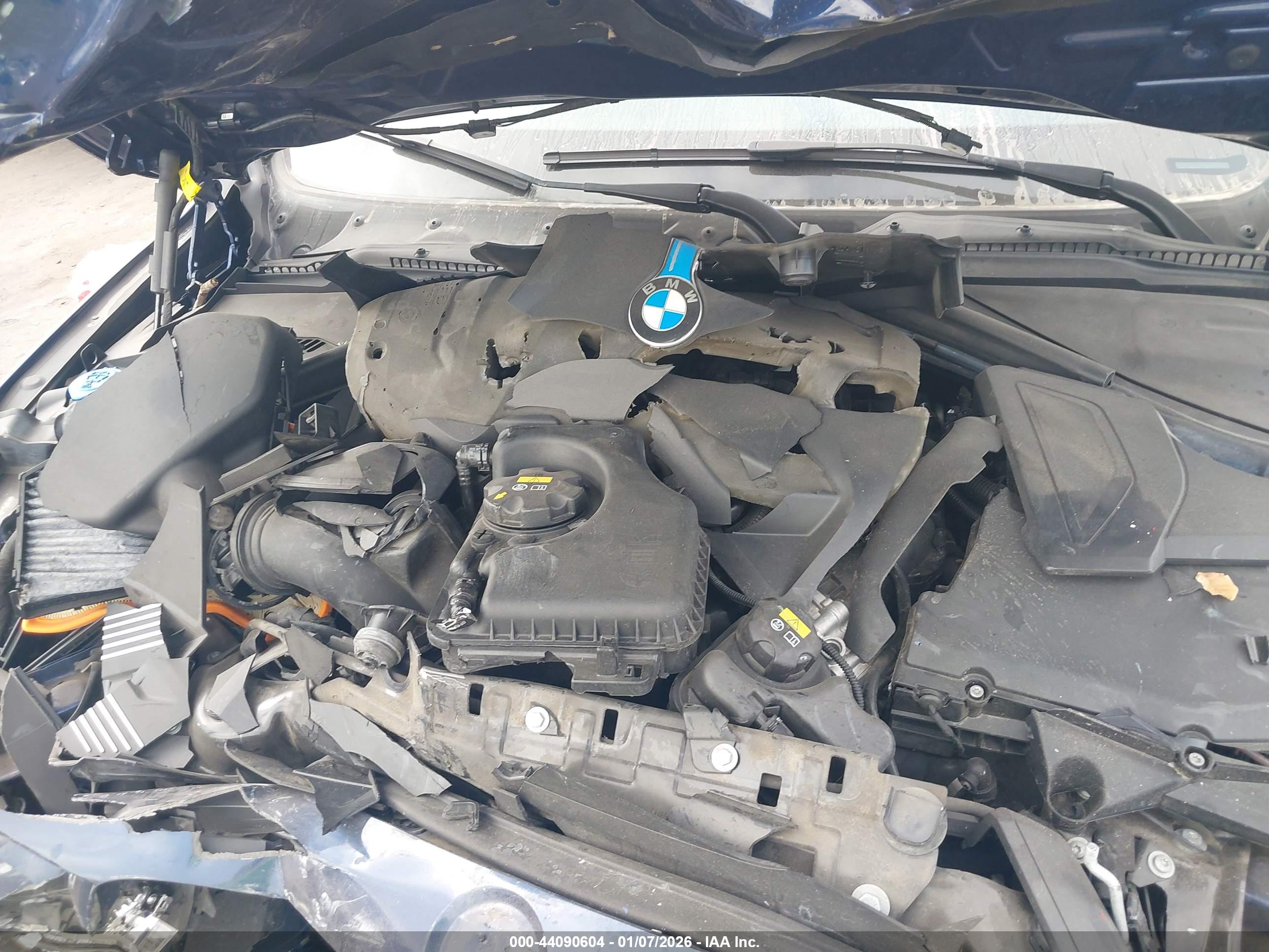 BMW 330E image 10