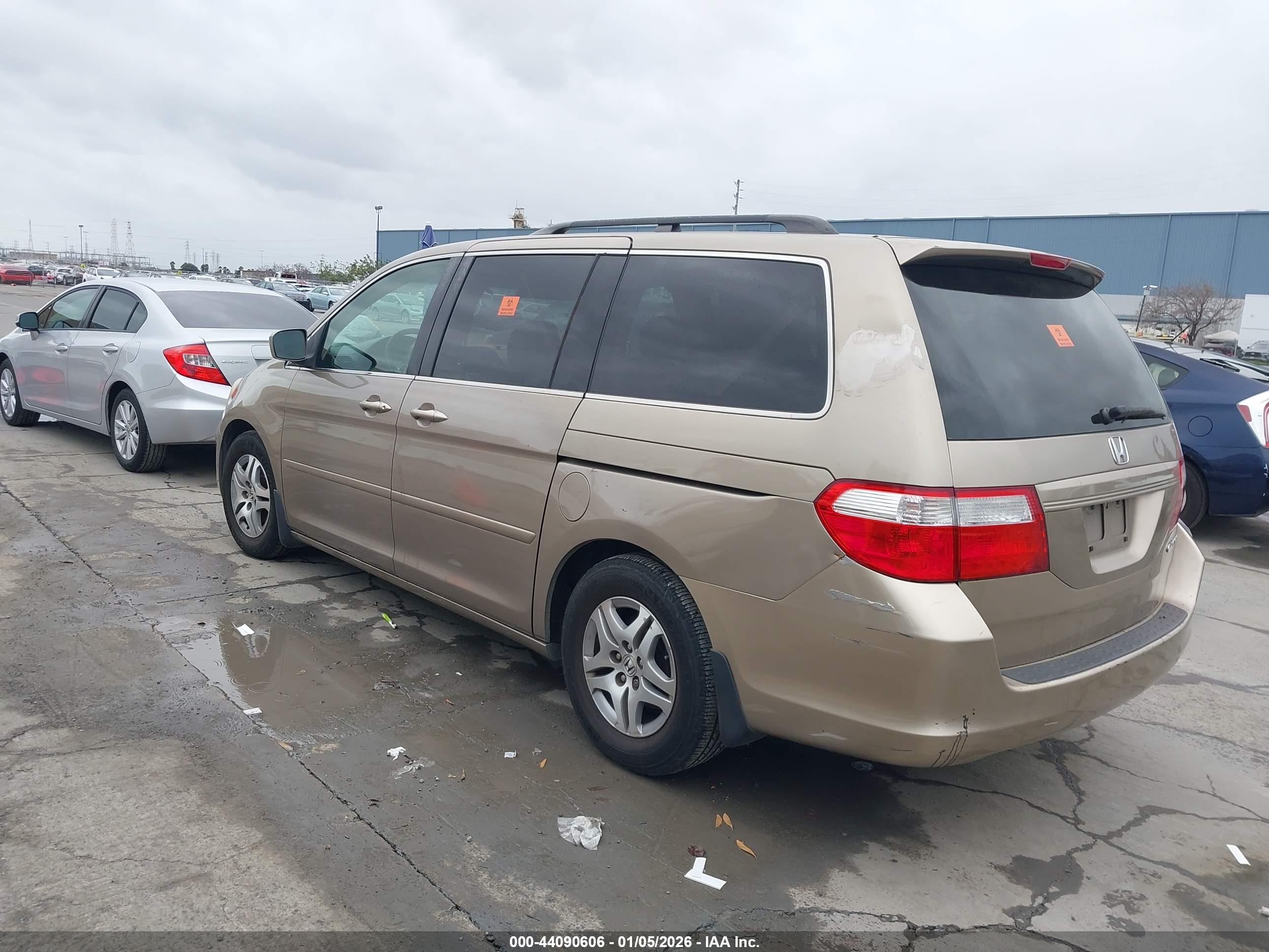 HONDA ODYSSEY image 3