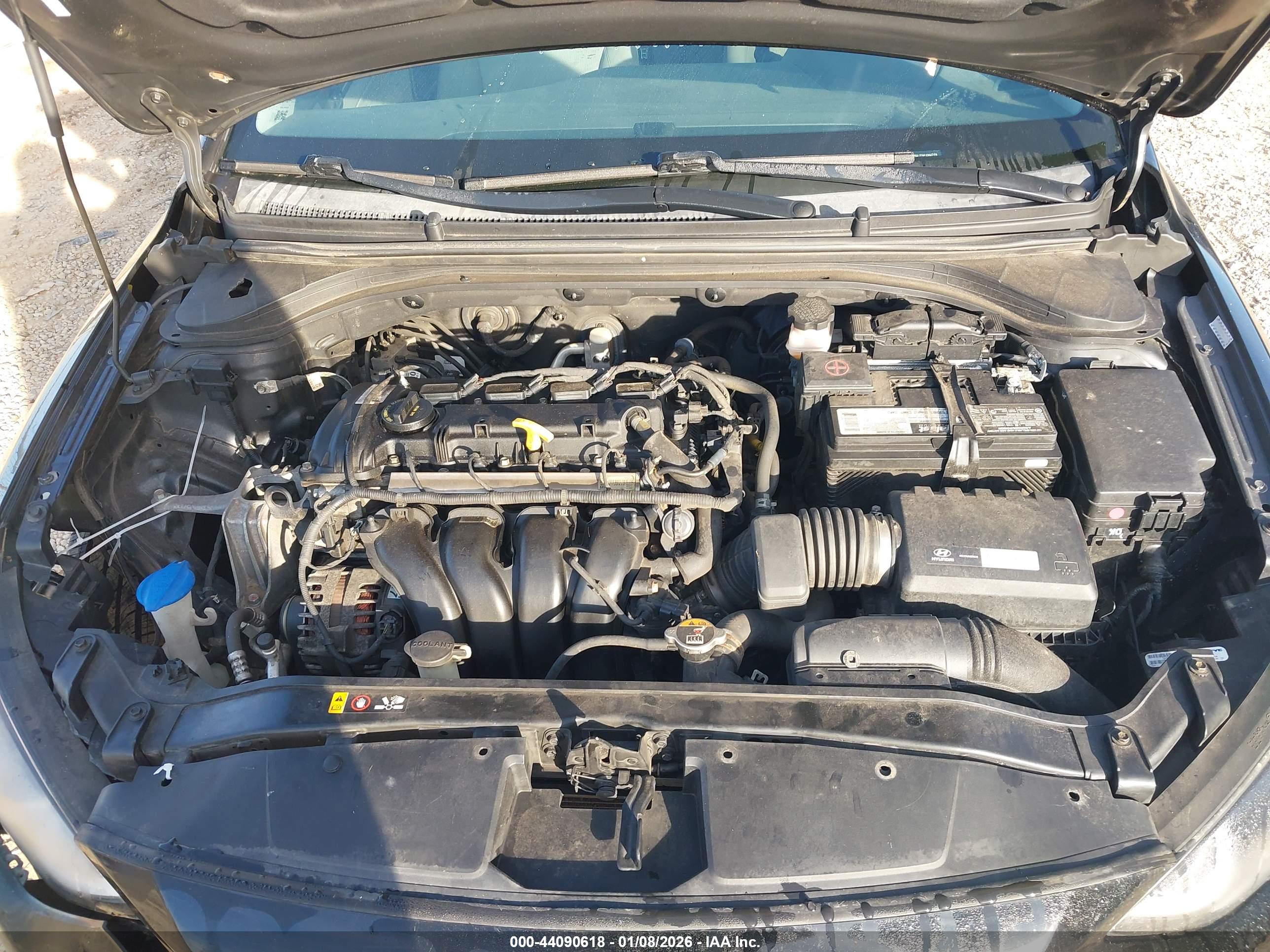 HYUNDAI ELANTRA image 10