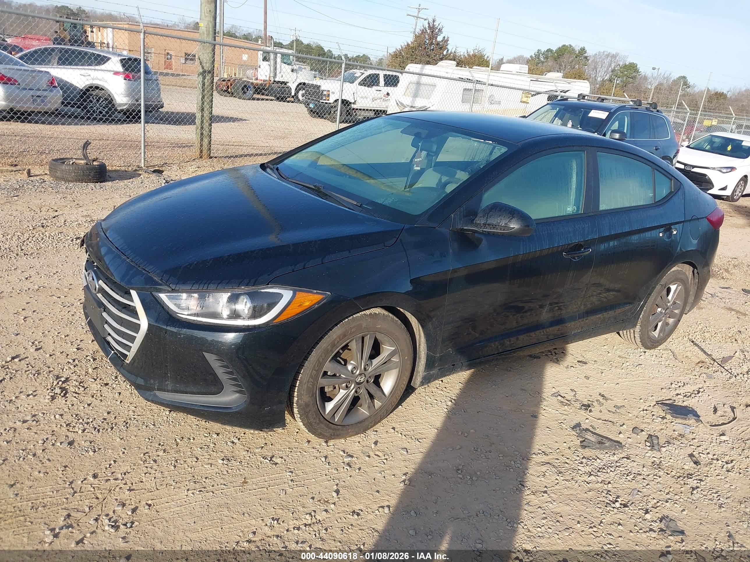 HYUNDAI ELANTRA image 2