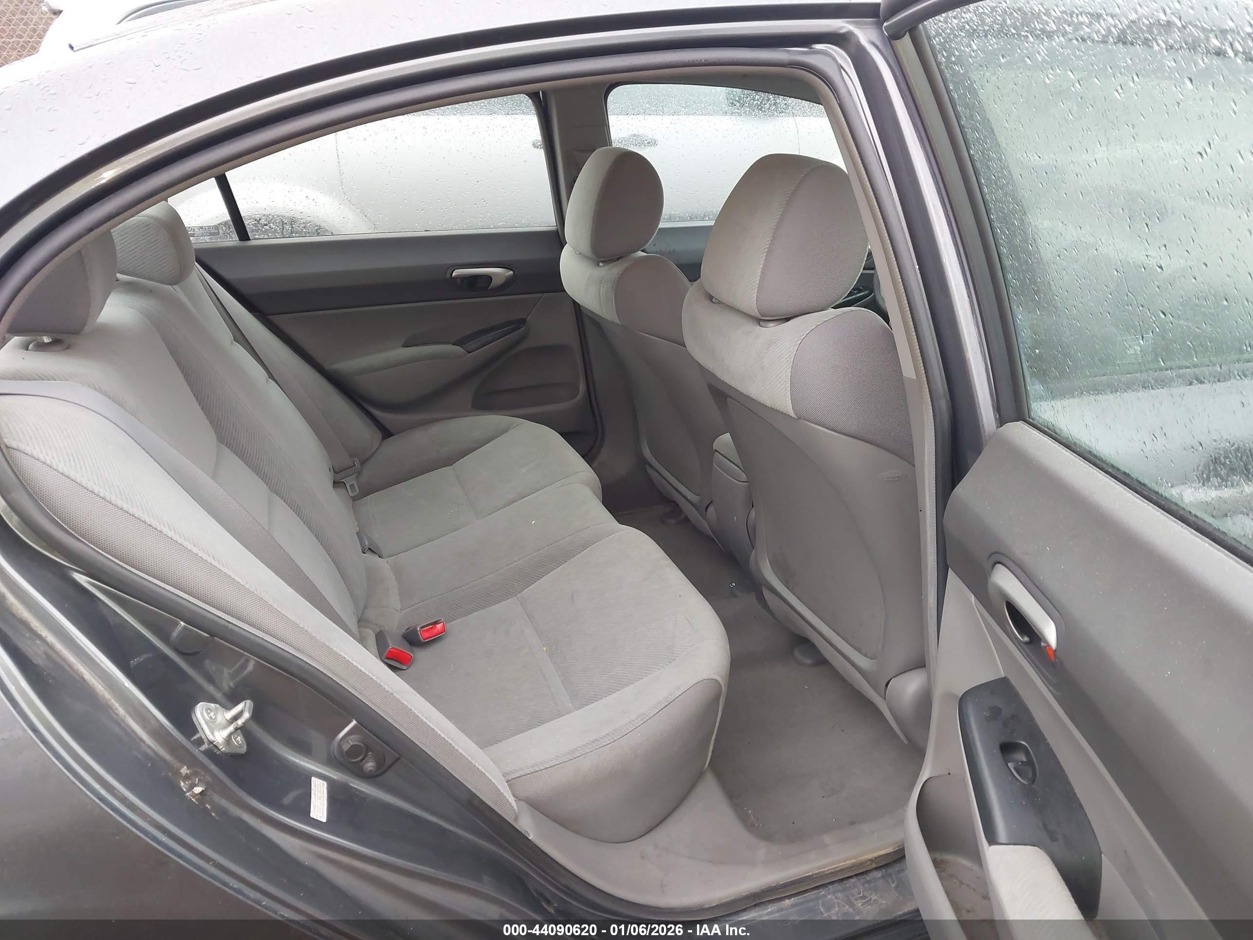 HONDA CIVIC image 8