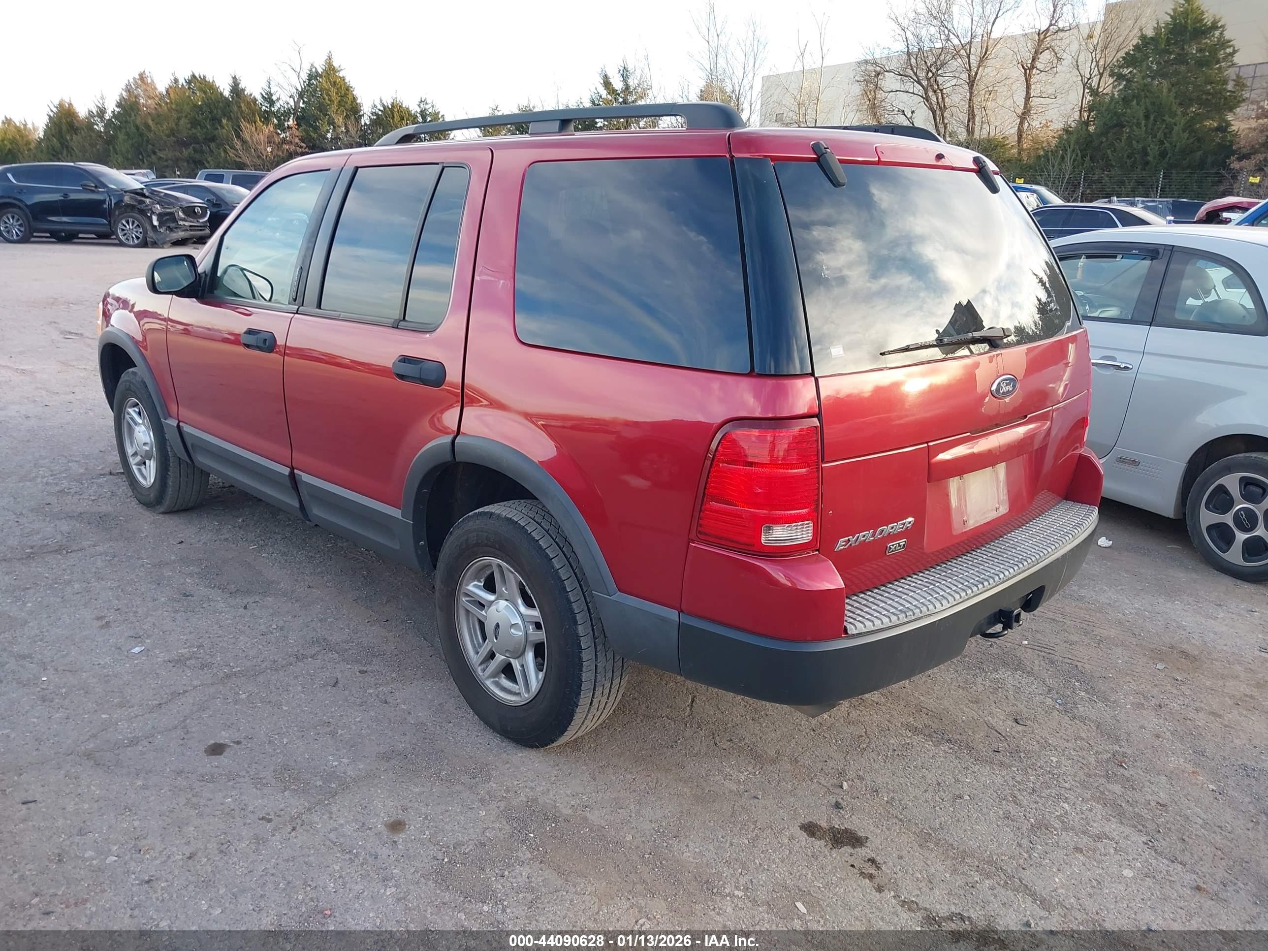 FORD EXPLORER image 3