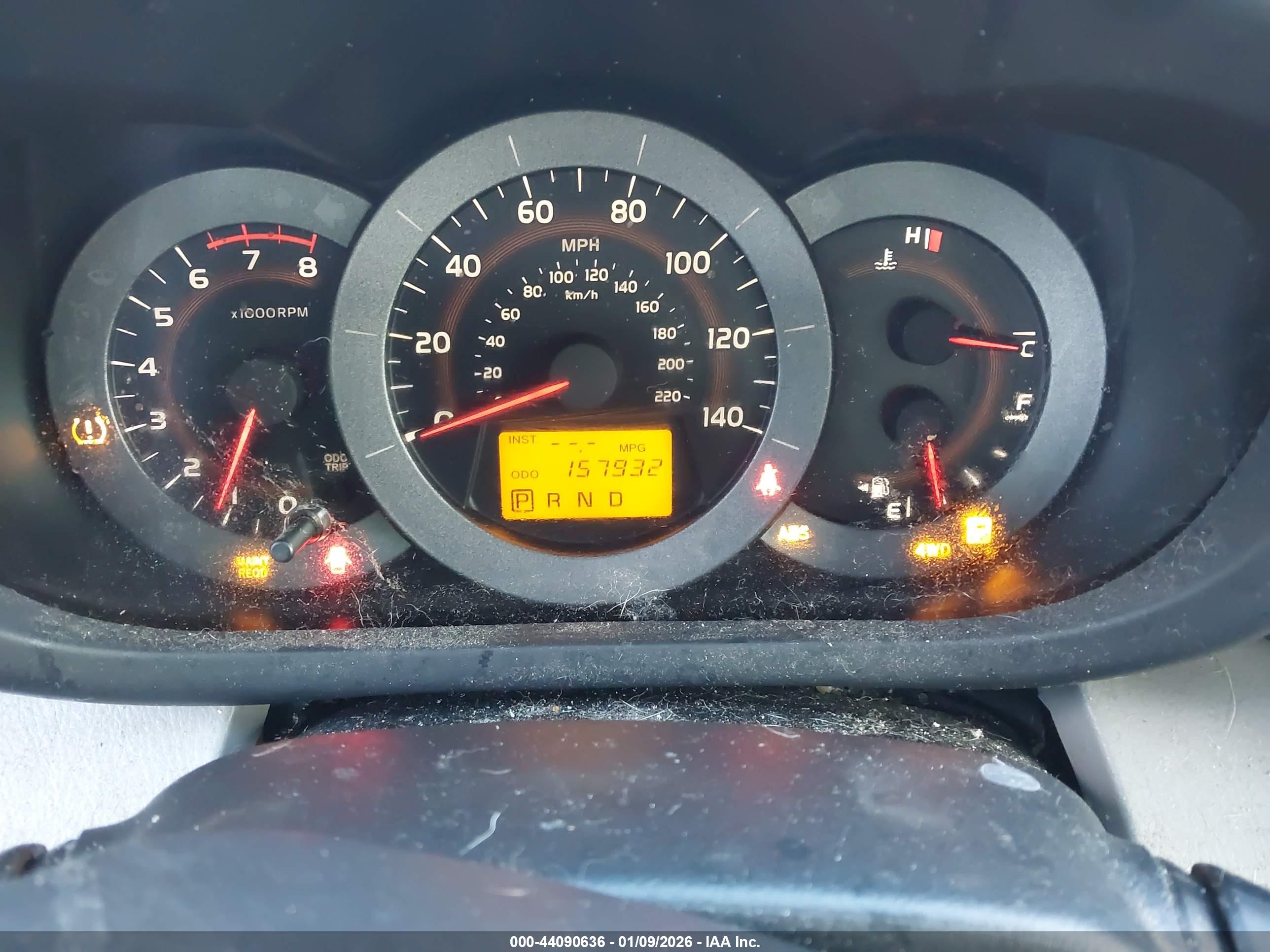 TOYOTA RAV4 image 7