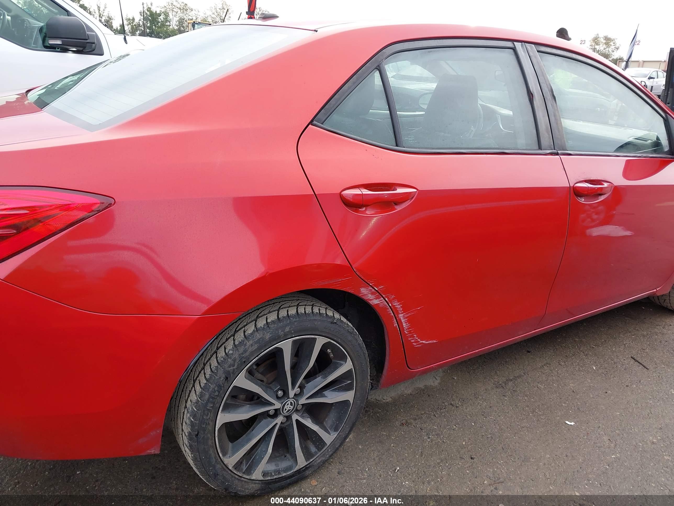 TOYOTA COROLLA image 6