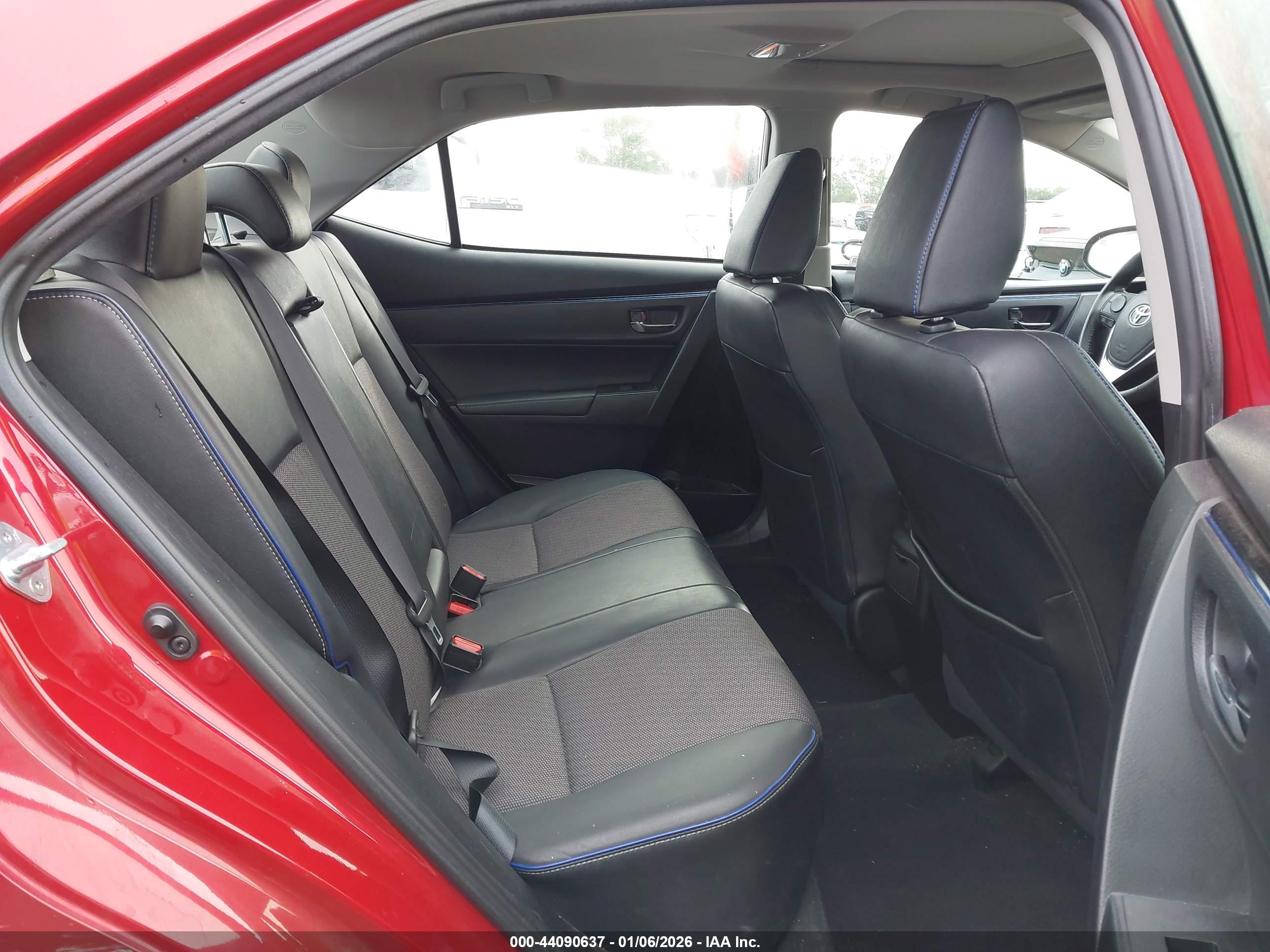 TOYOTA COROLLA image 8