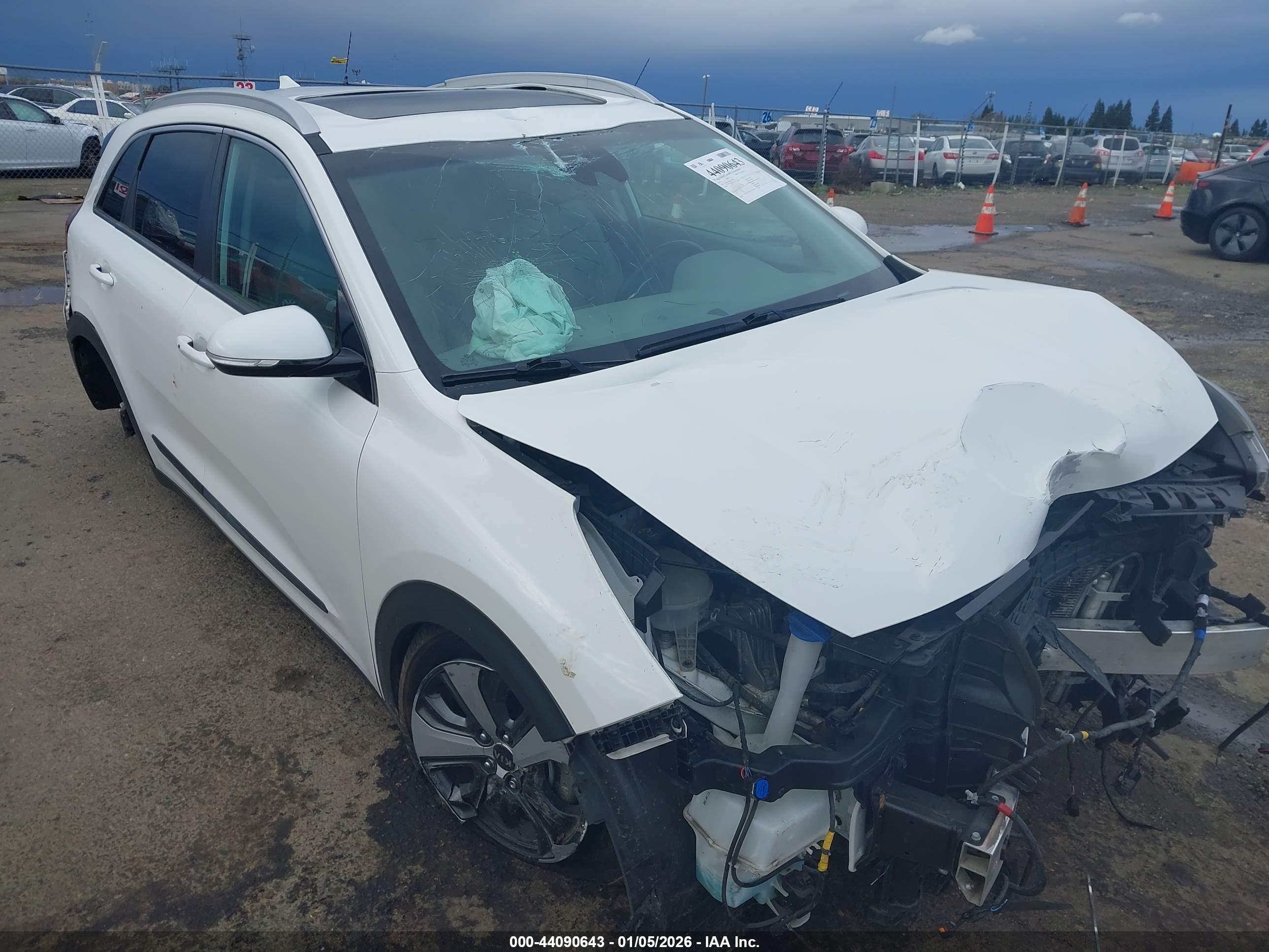KIA NIRO image 6