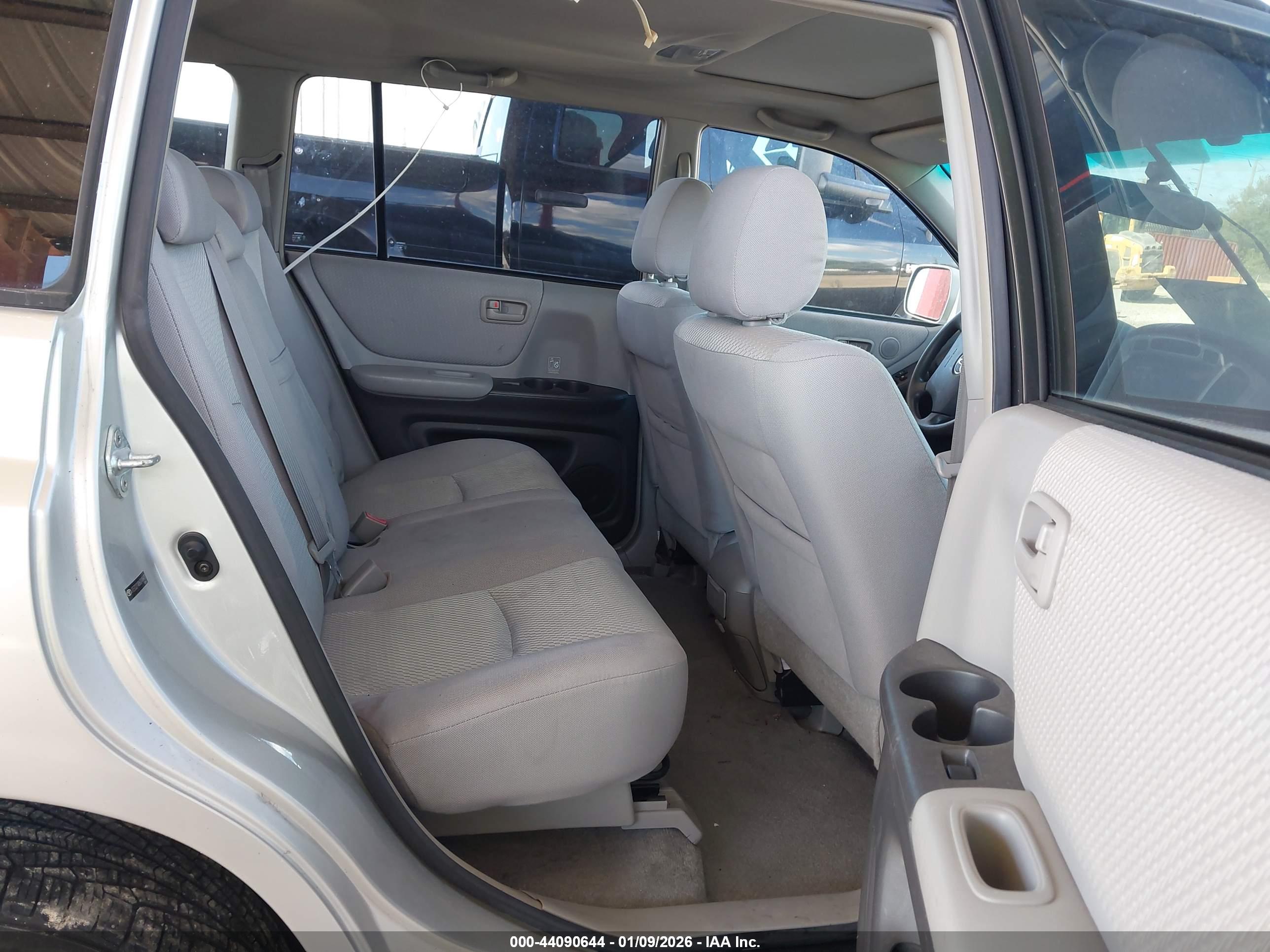 TOYOTA HIGHLANDER image 8