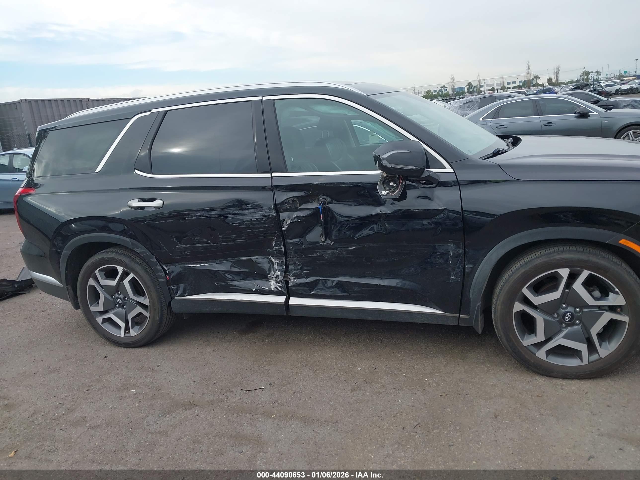 HYUNDAI PALISADE image 6