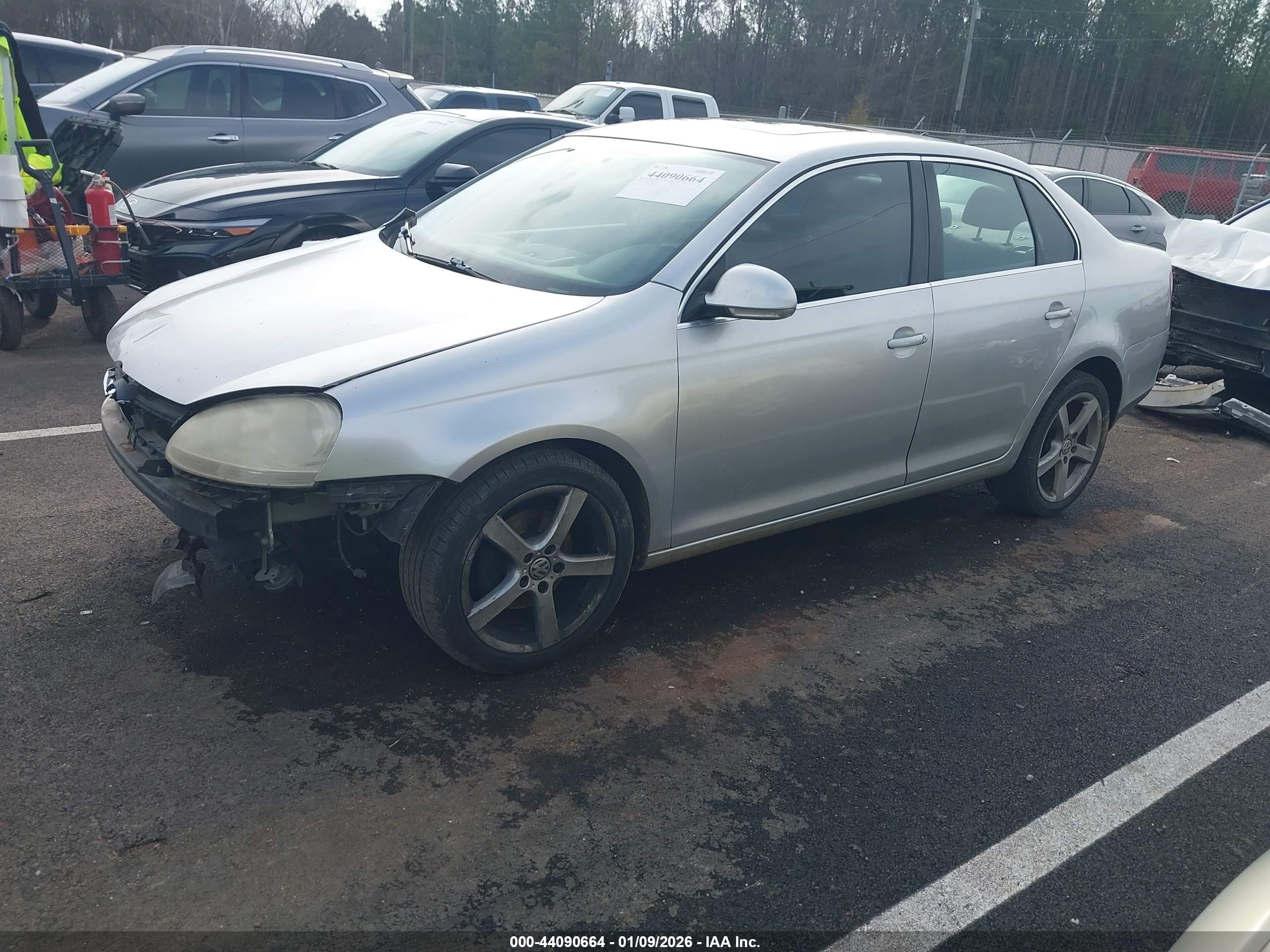 VOLKSWAGEN JETTA image 2