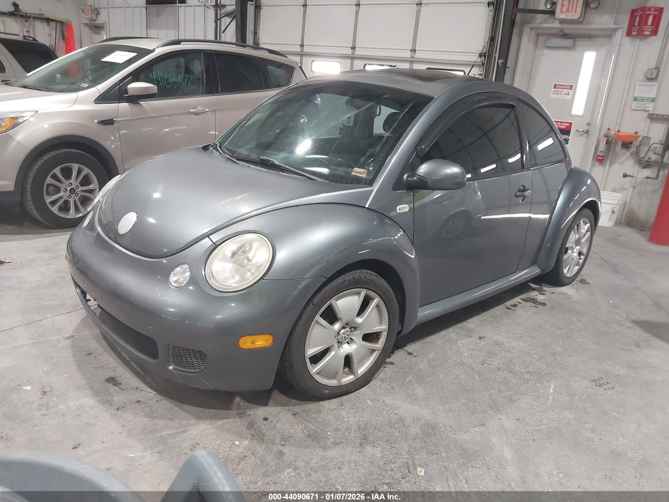 VOLKSWAGEN NEW image 2