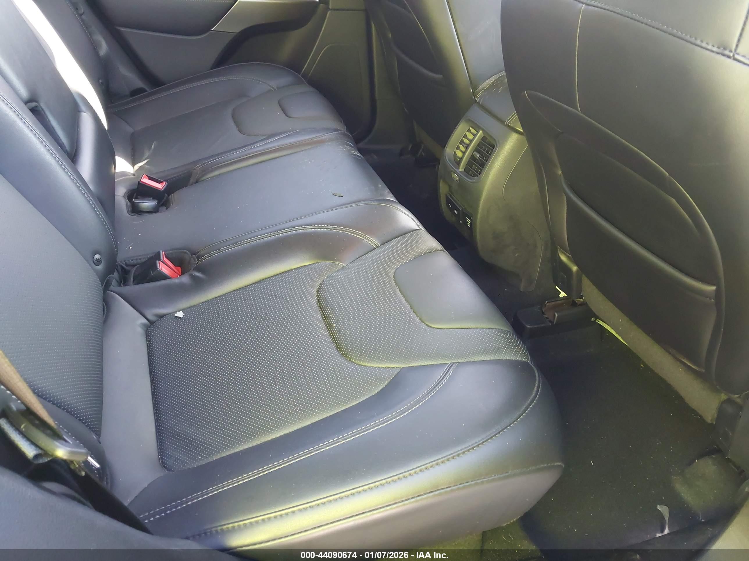 JEEP CHEROKEE image 8
