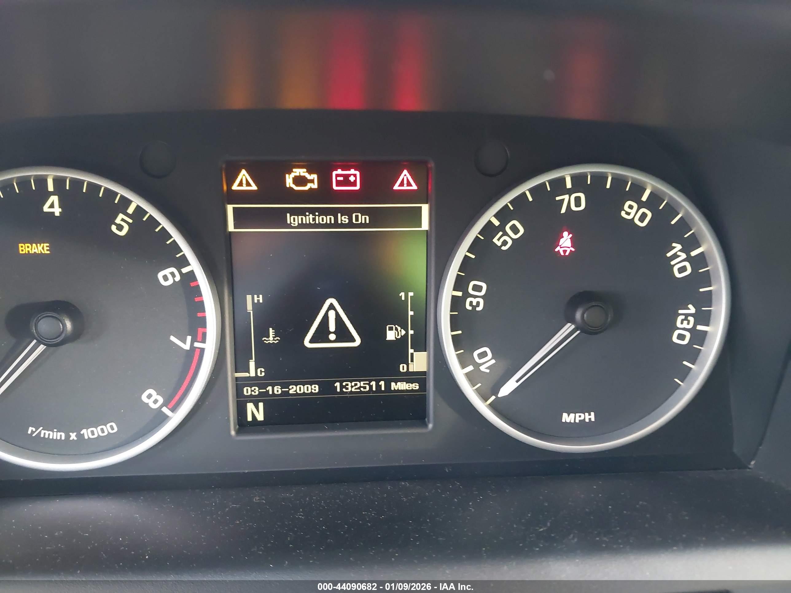LAND ROVER image 7