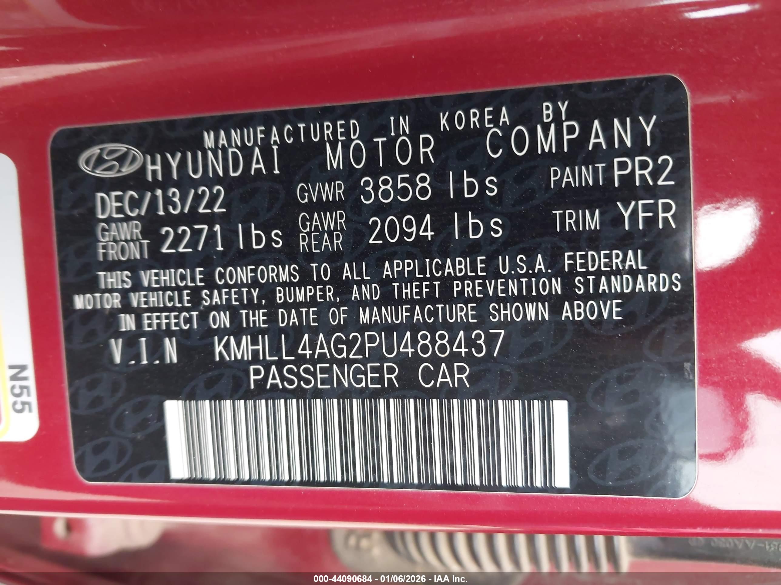 HYUNDAI ELANTRA image 9