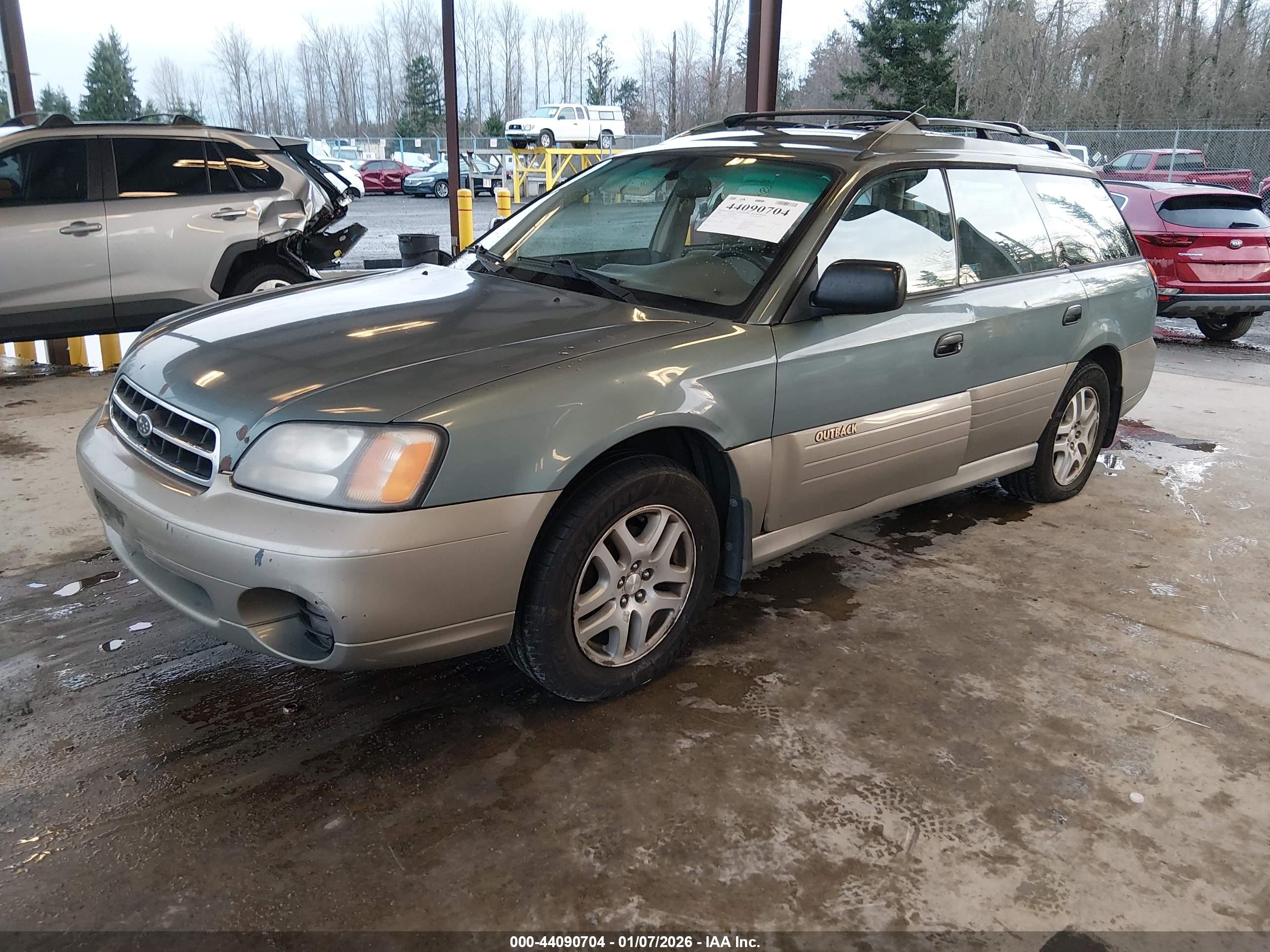 SUBARU OUTBACK image 2