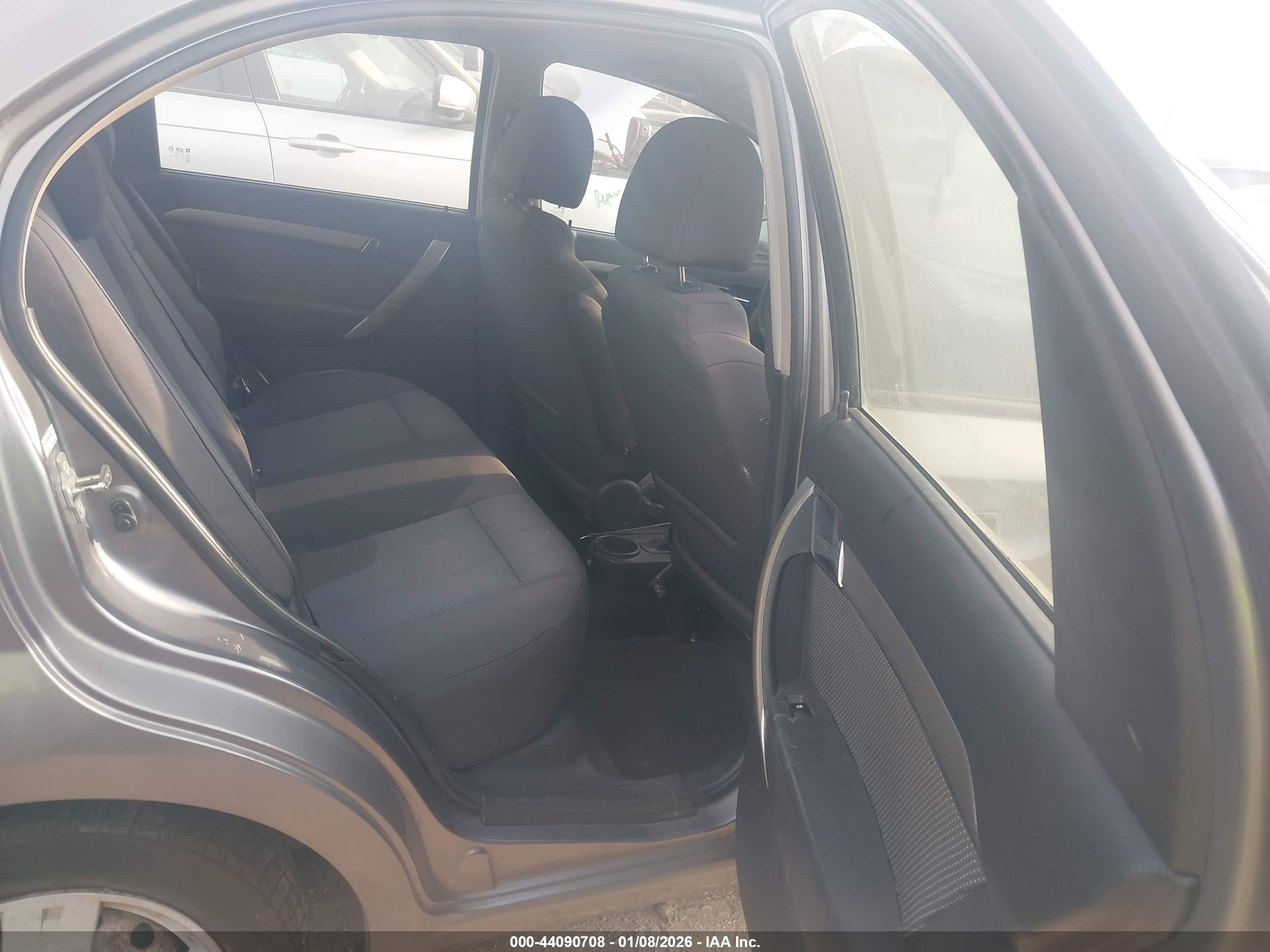 CHEVROLET AVEO image 8