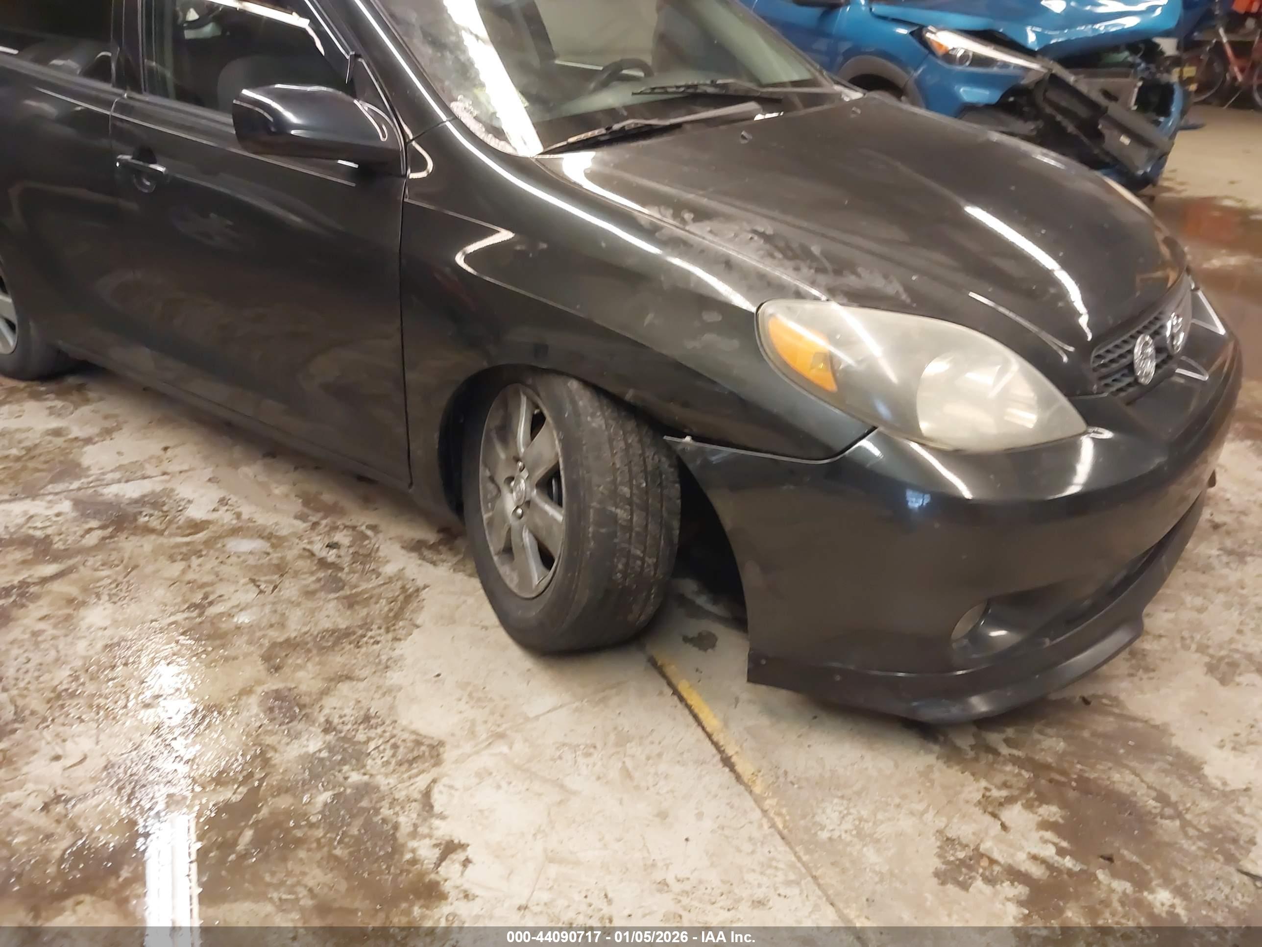TOYOTA MATRIX image 6