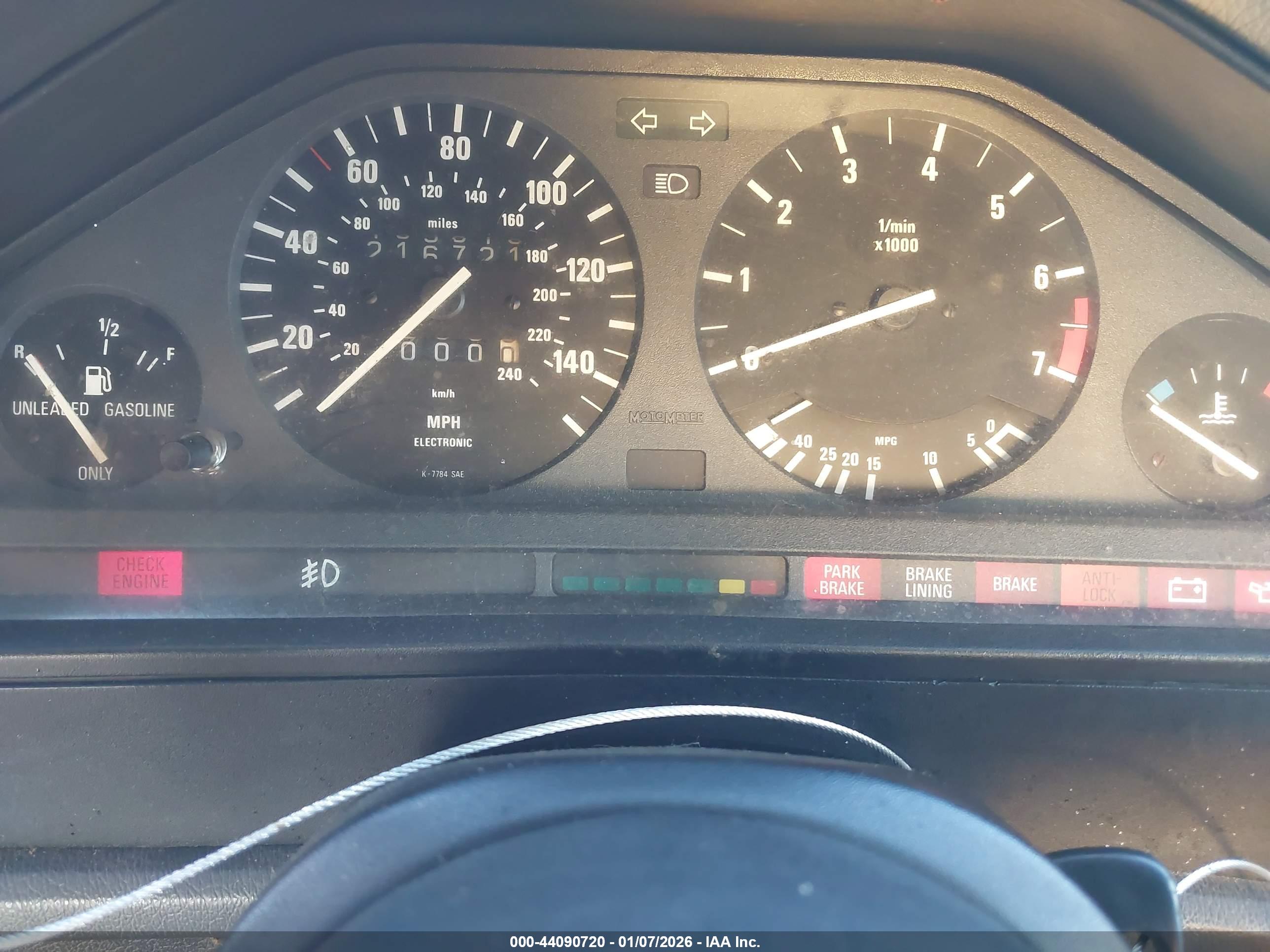 BMW 325 image 7