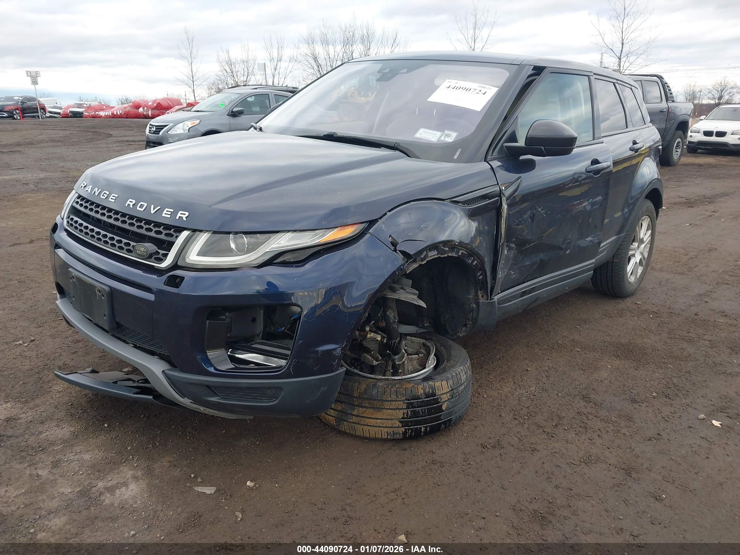 LAND ROVER image 2
