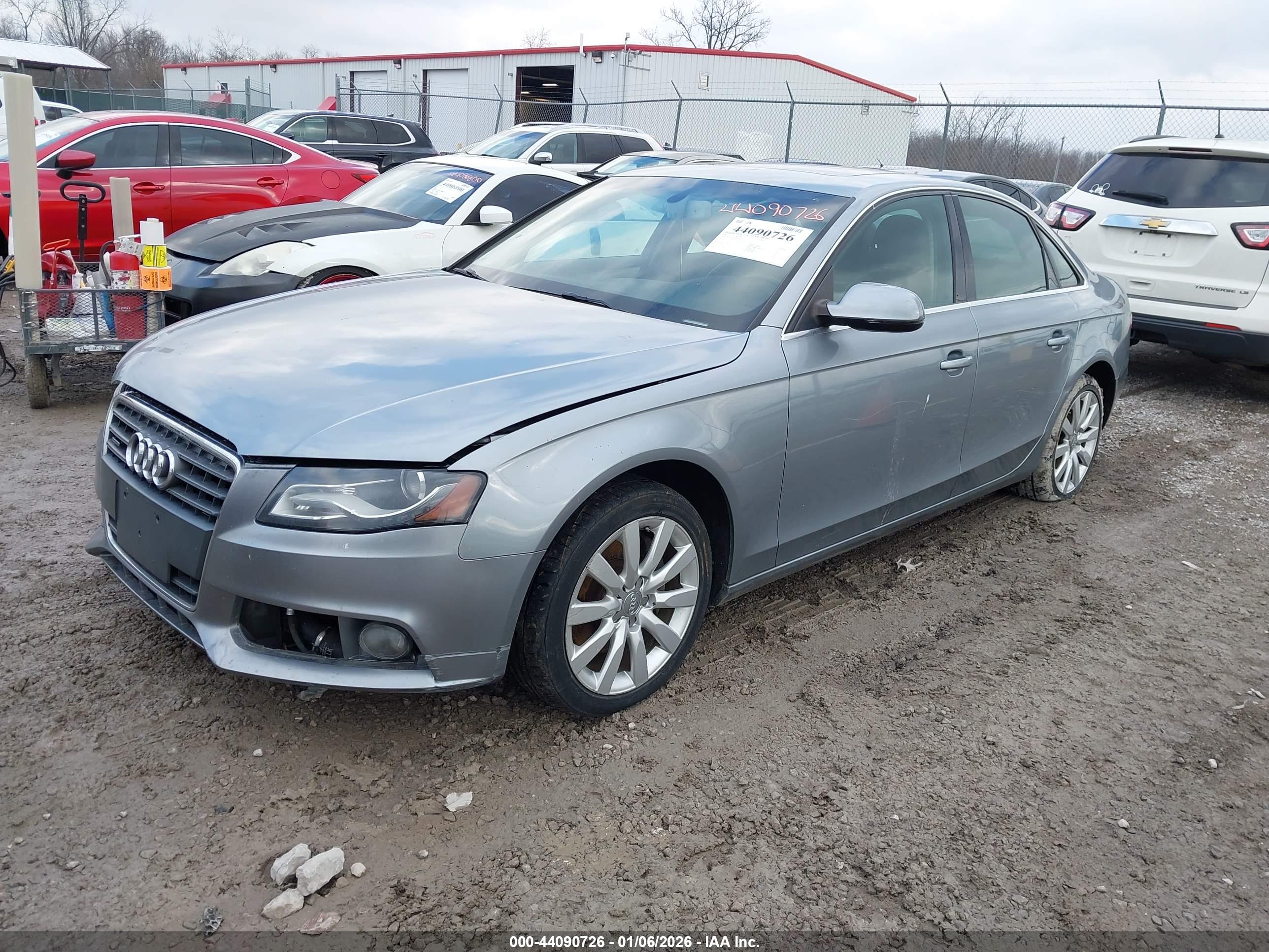 AUDI A4 image 2
