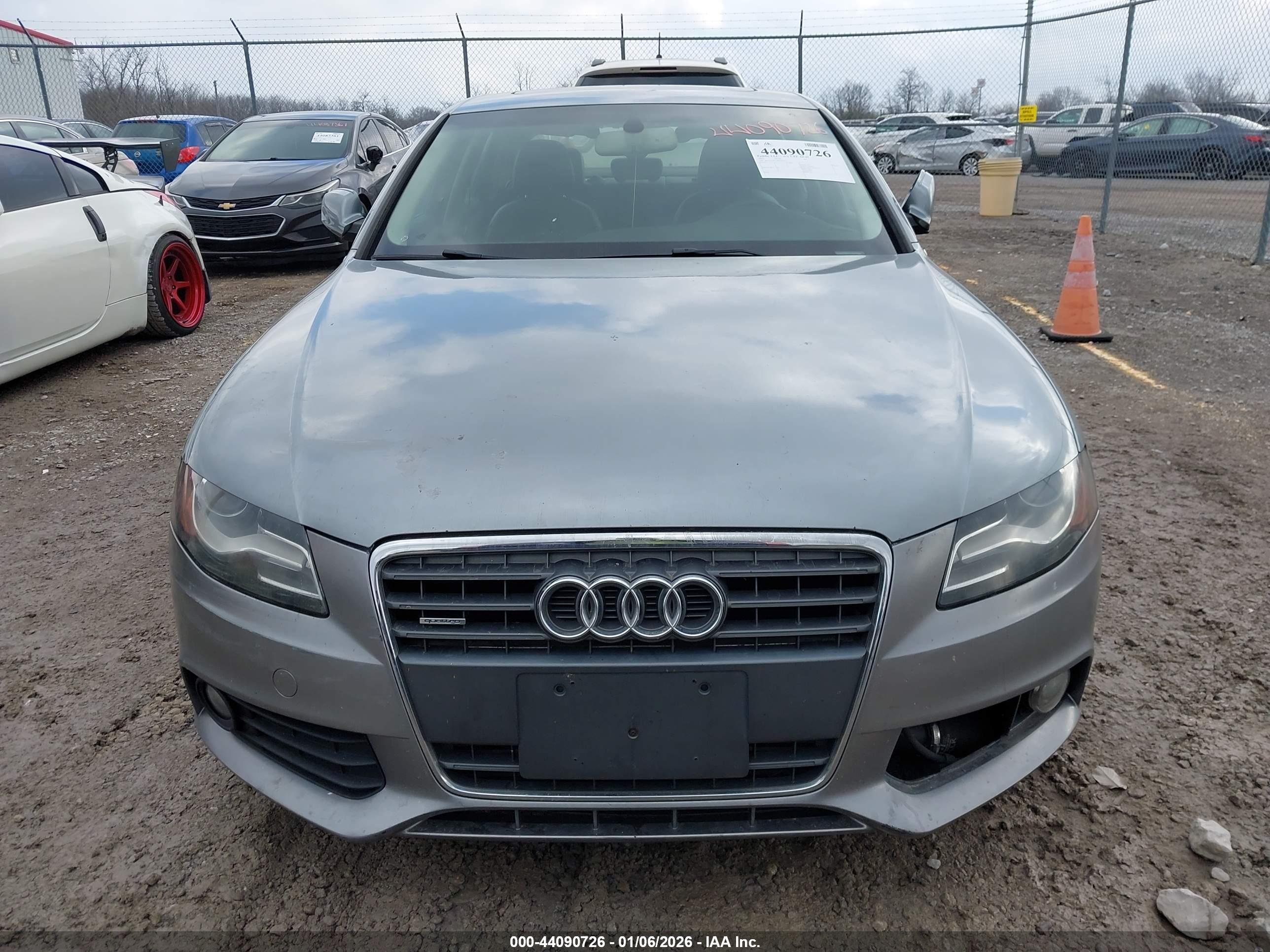 AUDI A4 image 6