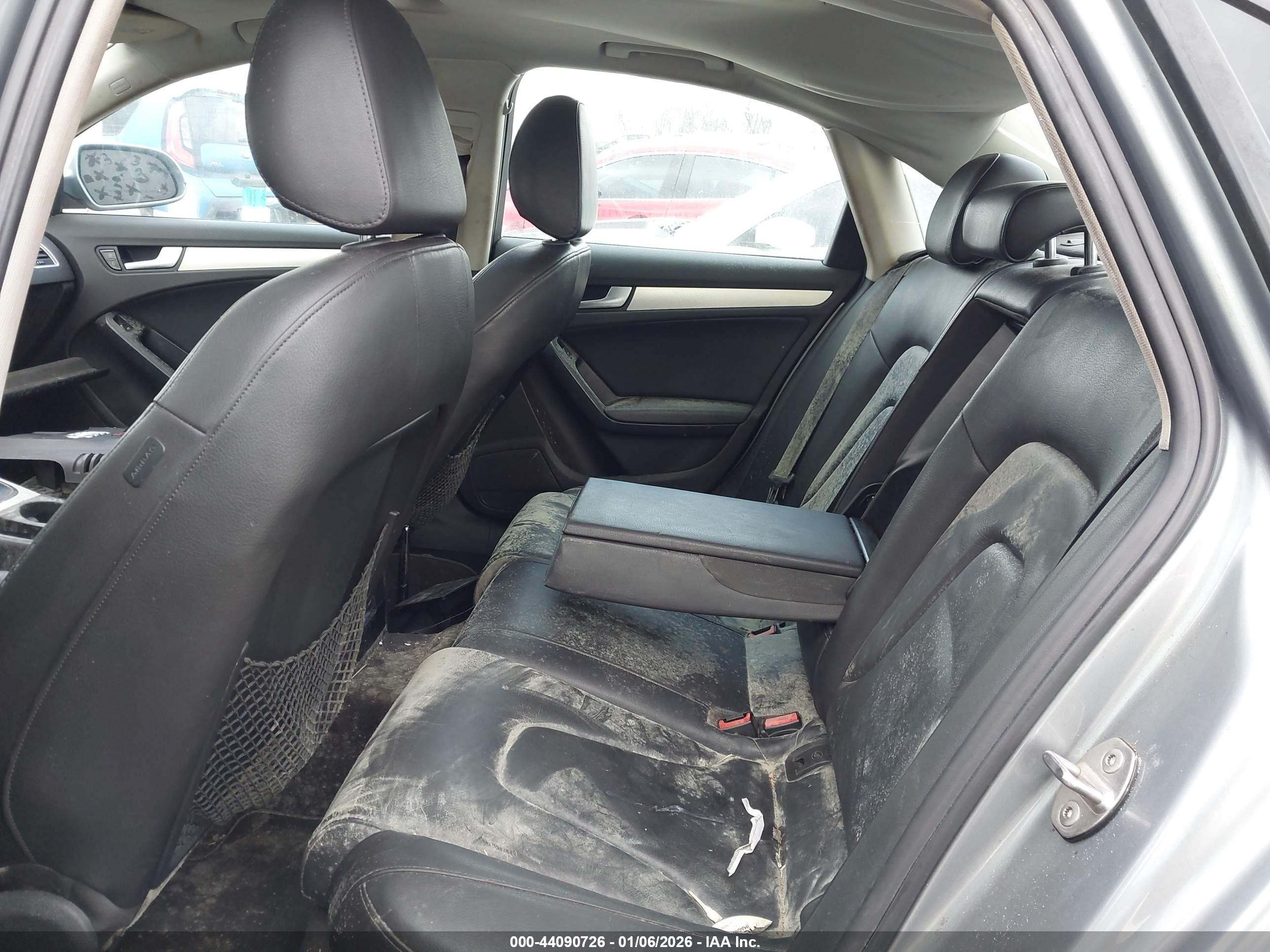 AUDI A4 image 8