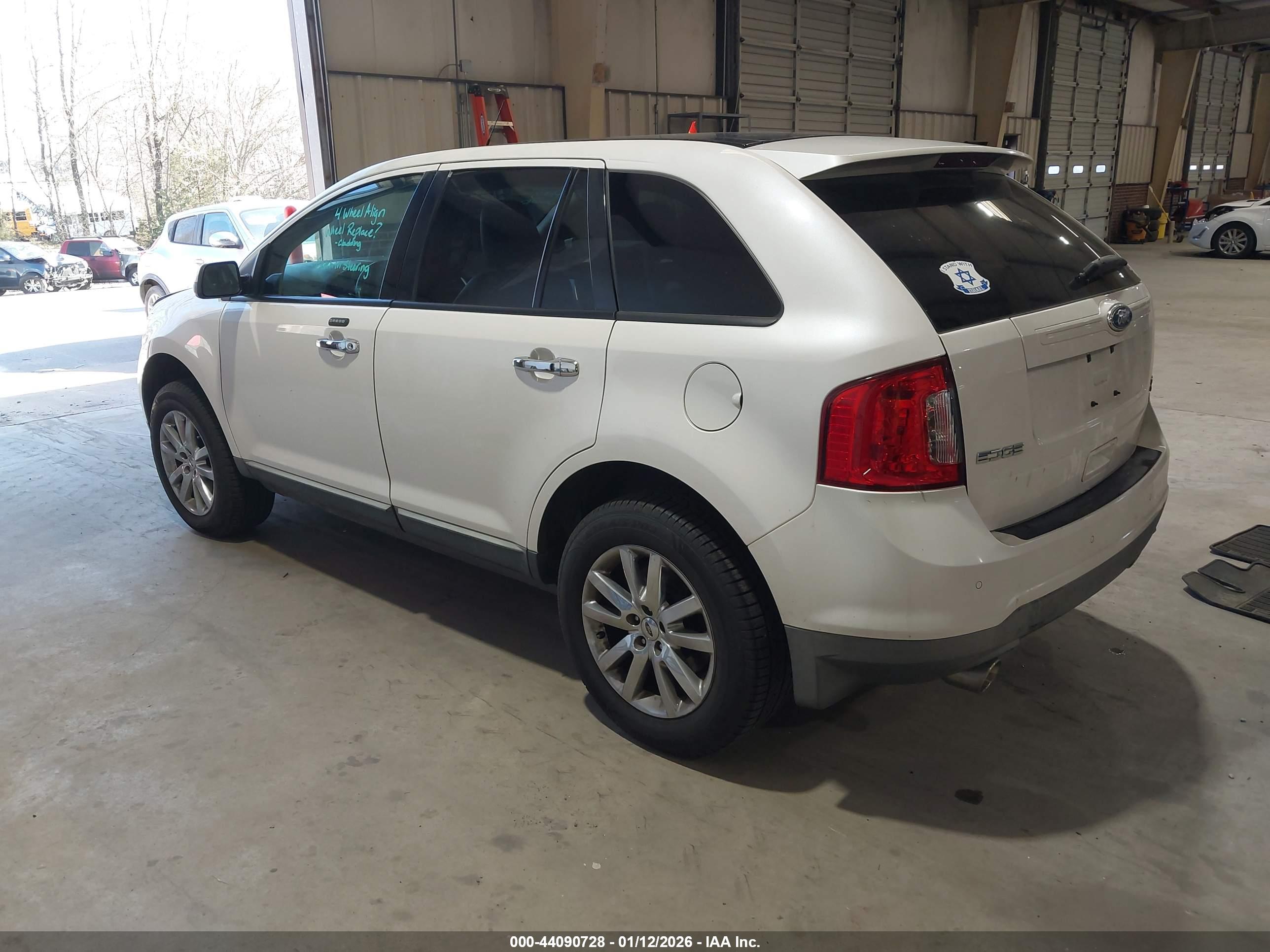FORD EDGE image 3