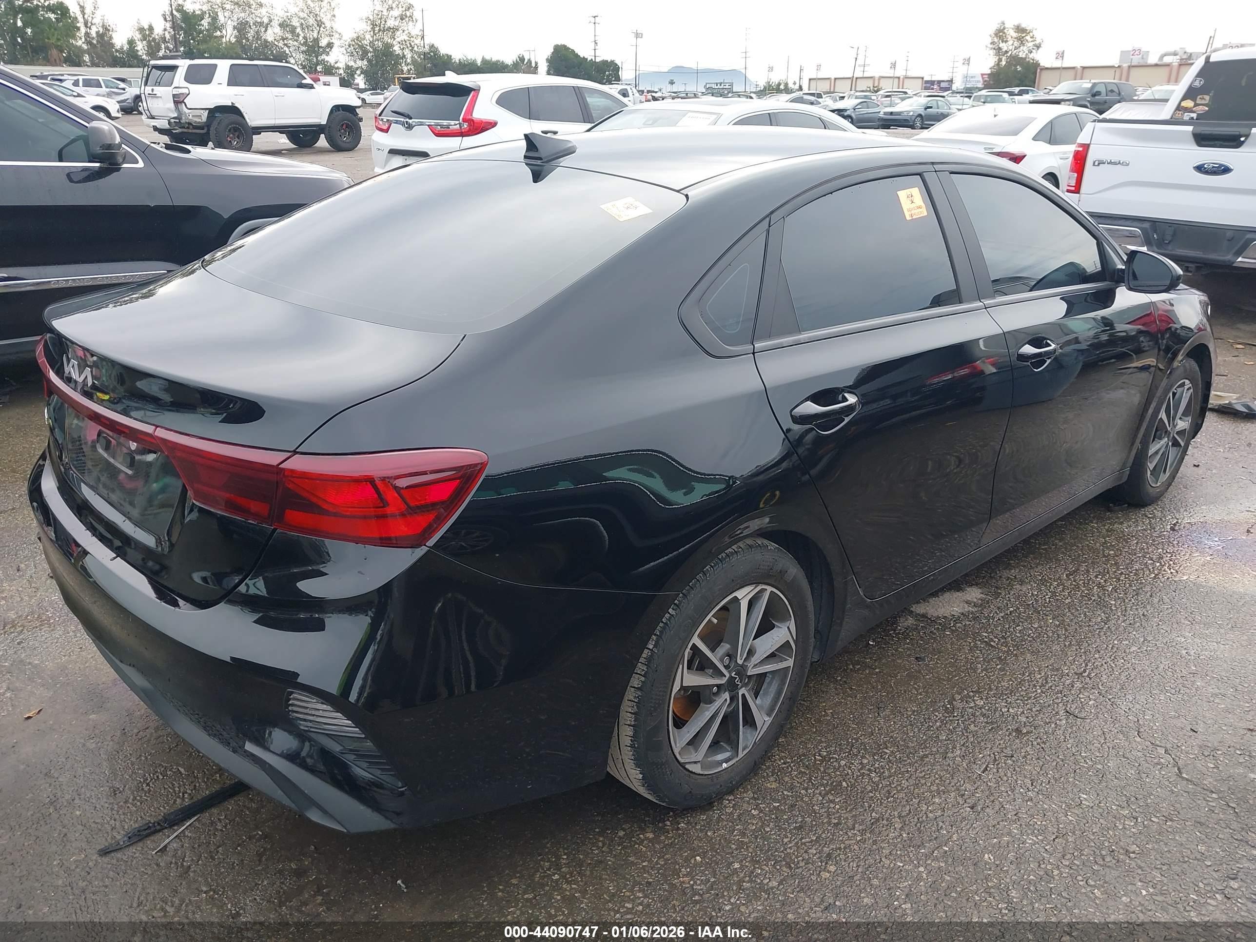 KIA FORTE image 4