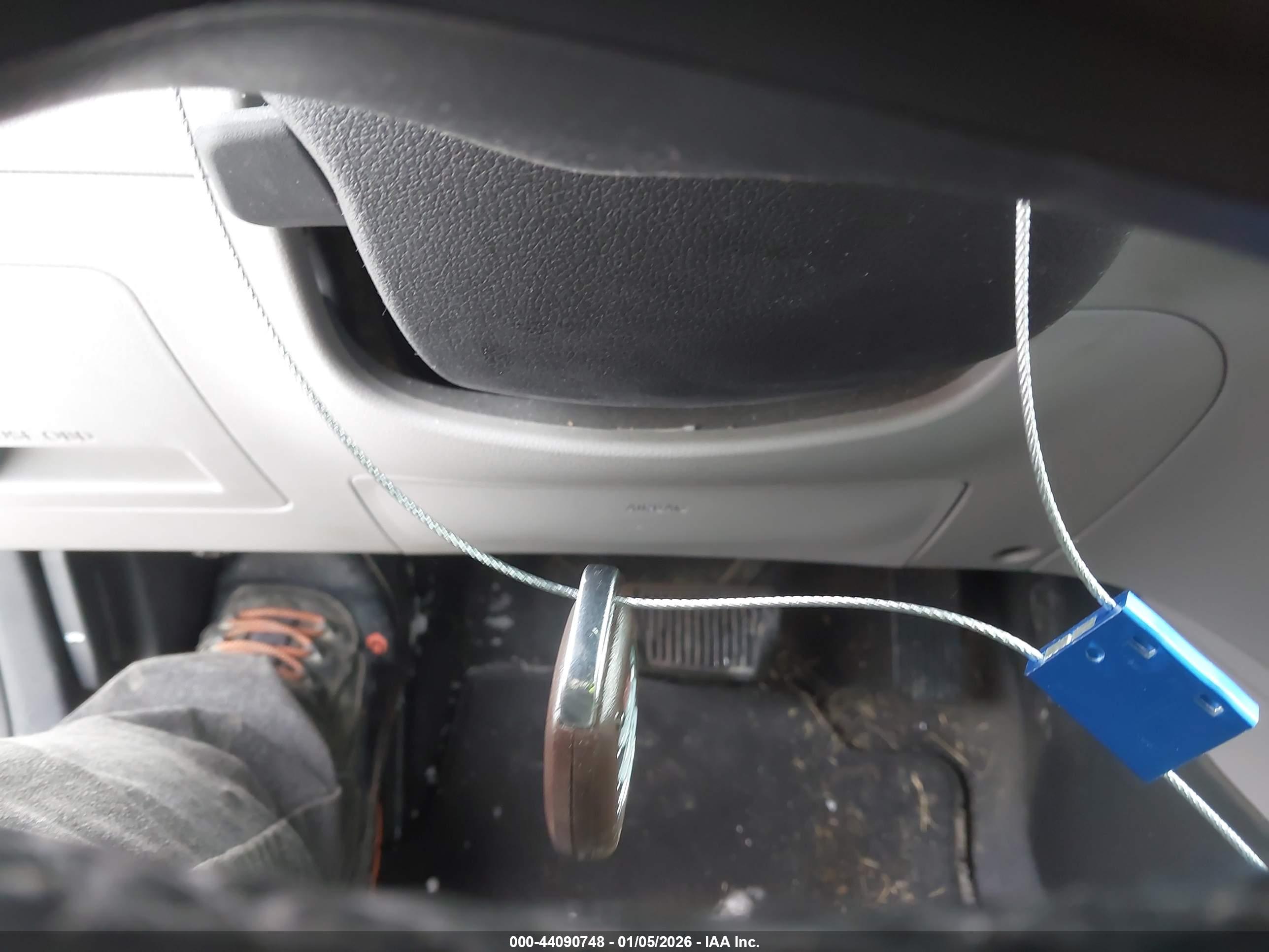 HYUNDAI ELANTRA image 11