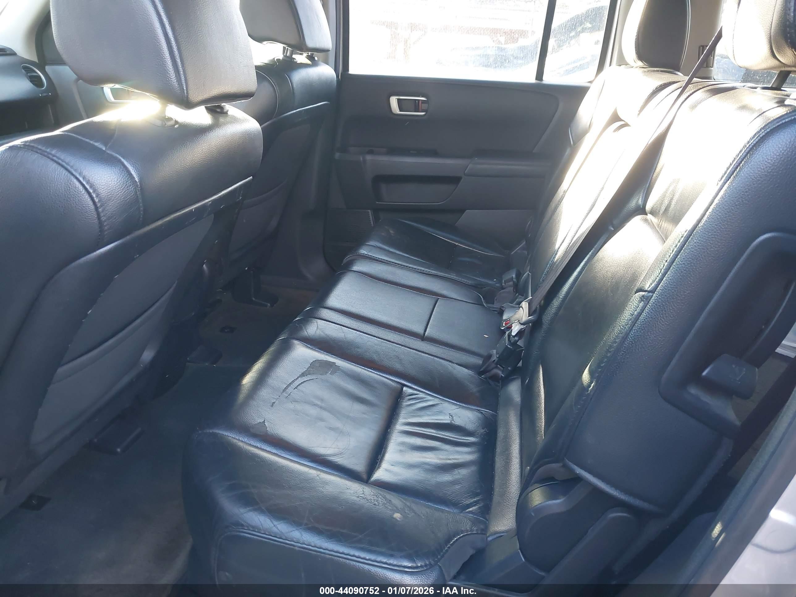 HONDA PILOT image 8