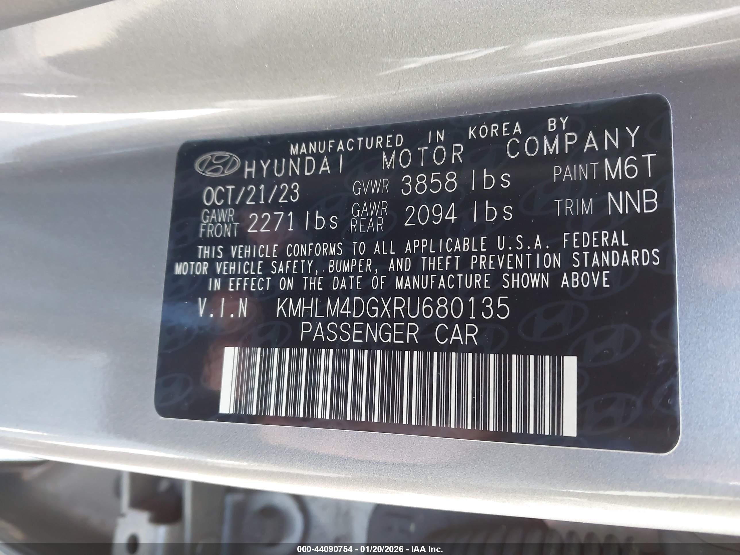 HYUNDAI ELANTRA image 9