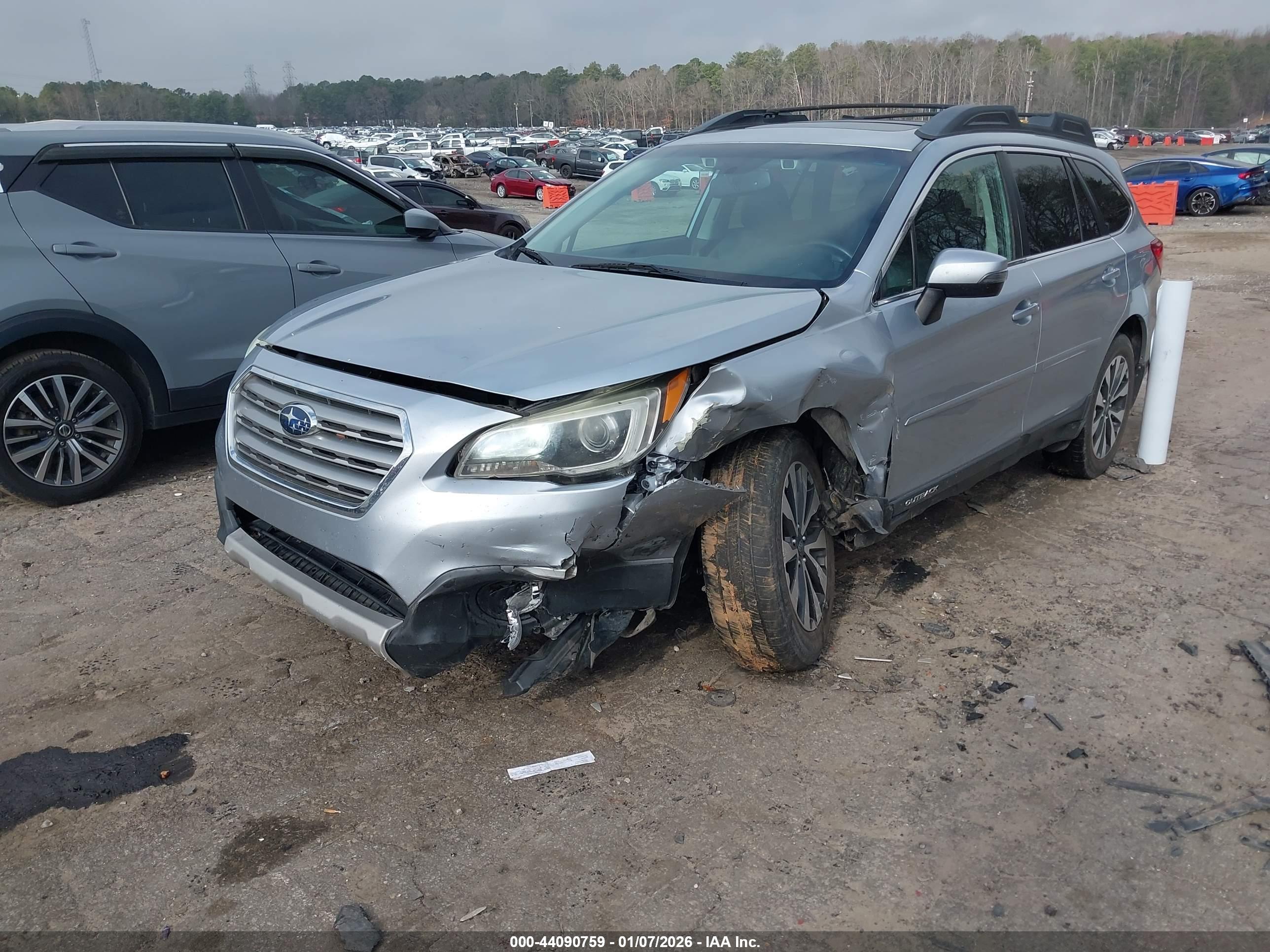SUBARU OUTBACK image 6