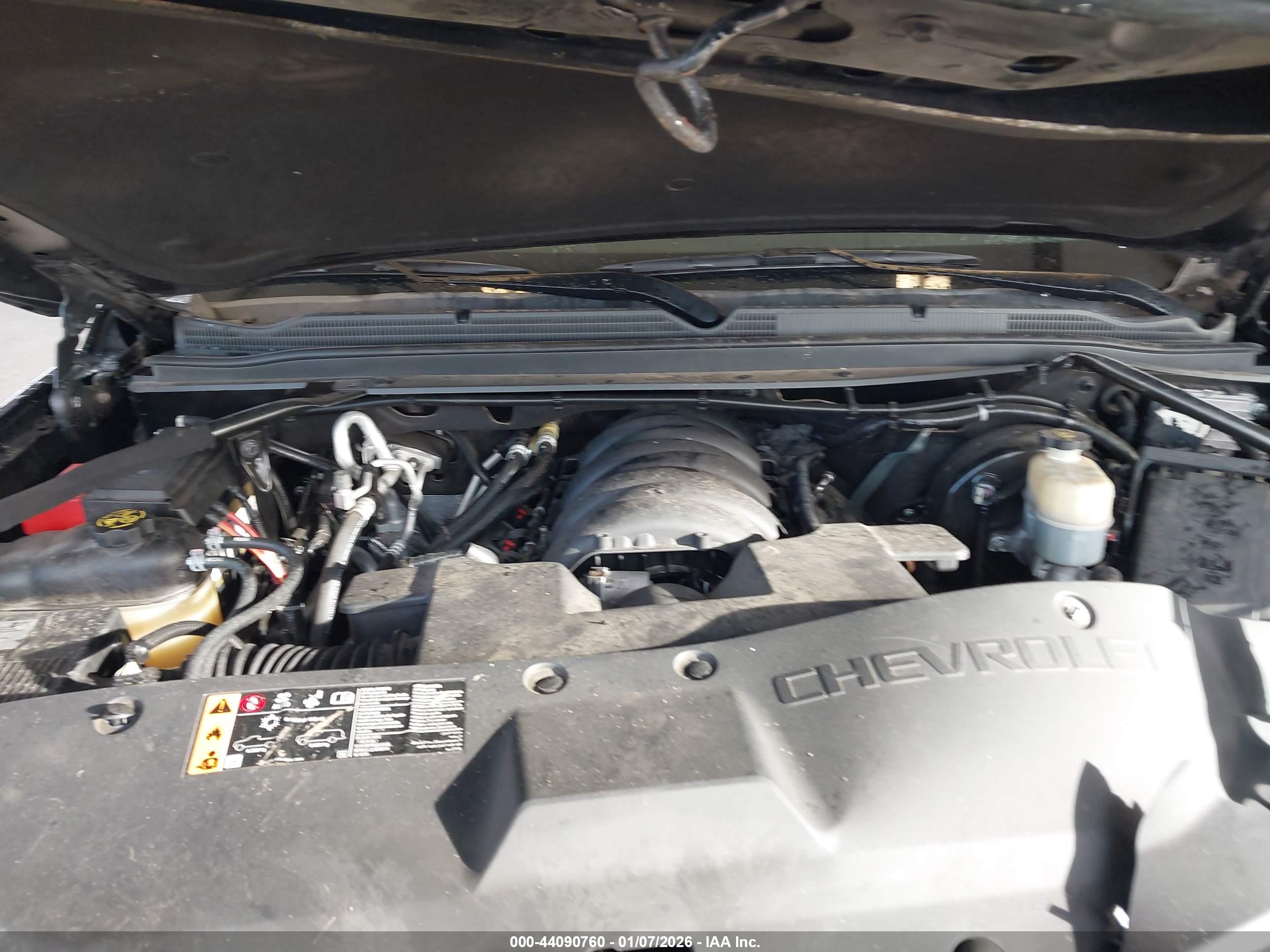 CHEVROLET SUBURBAN image 10