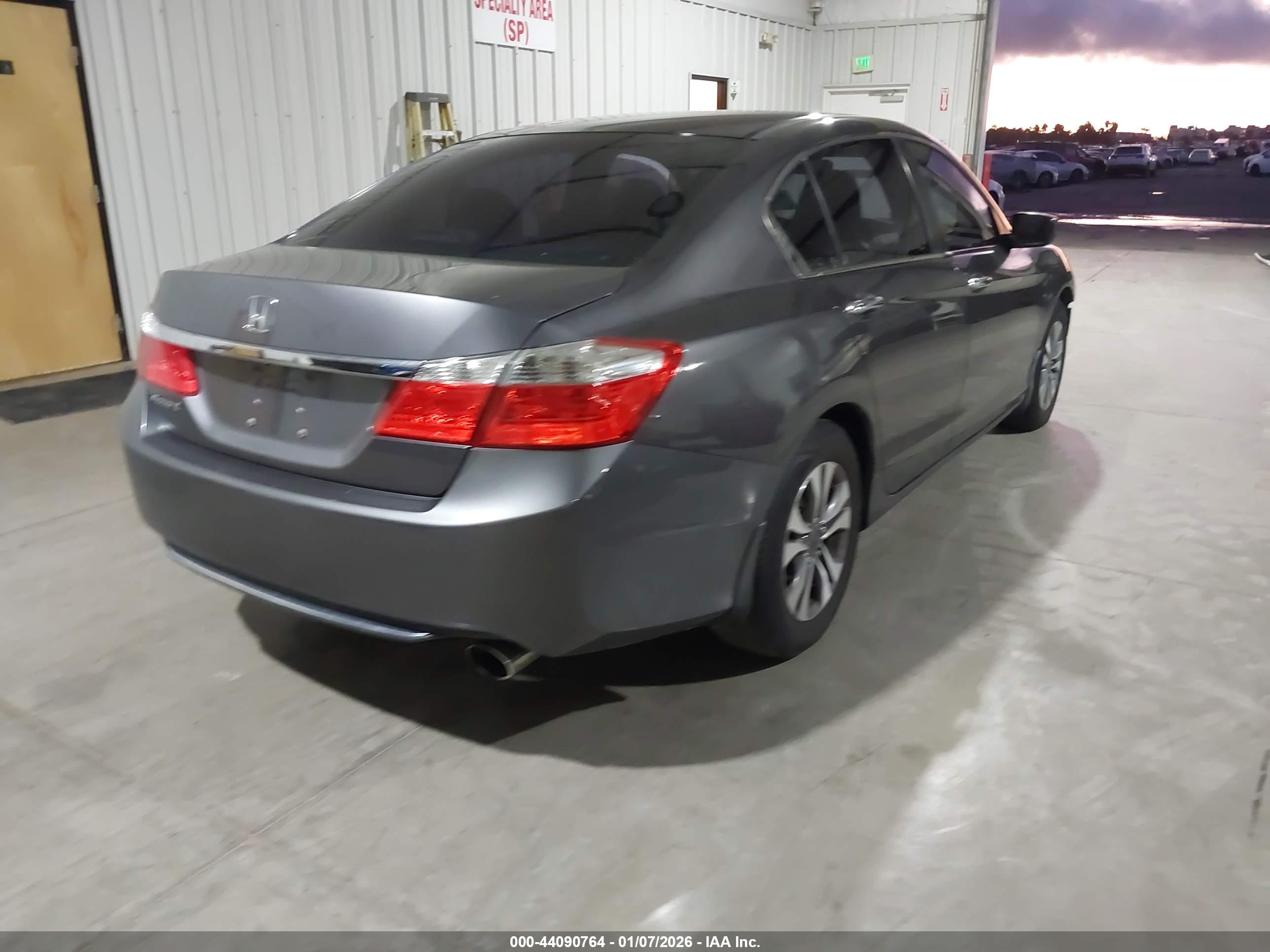 HONDA ACCORD image 4