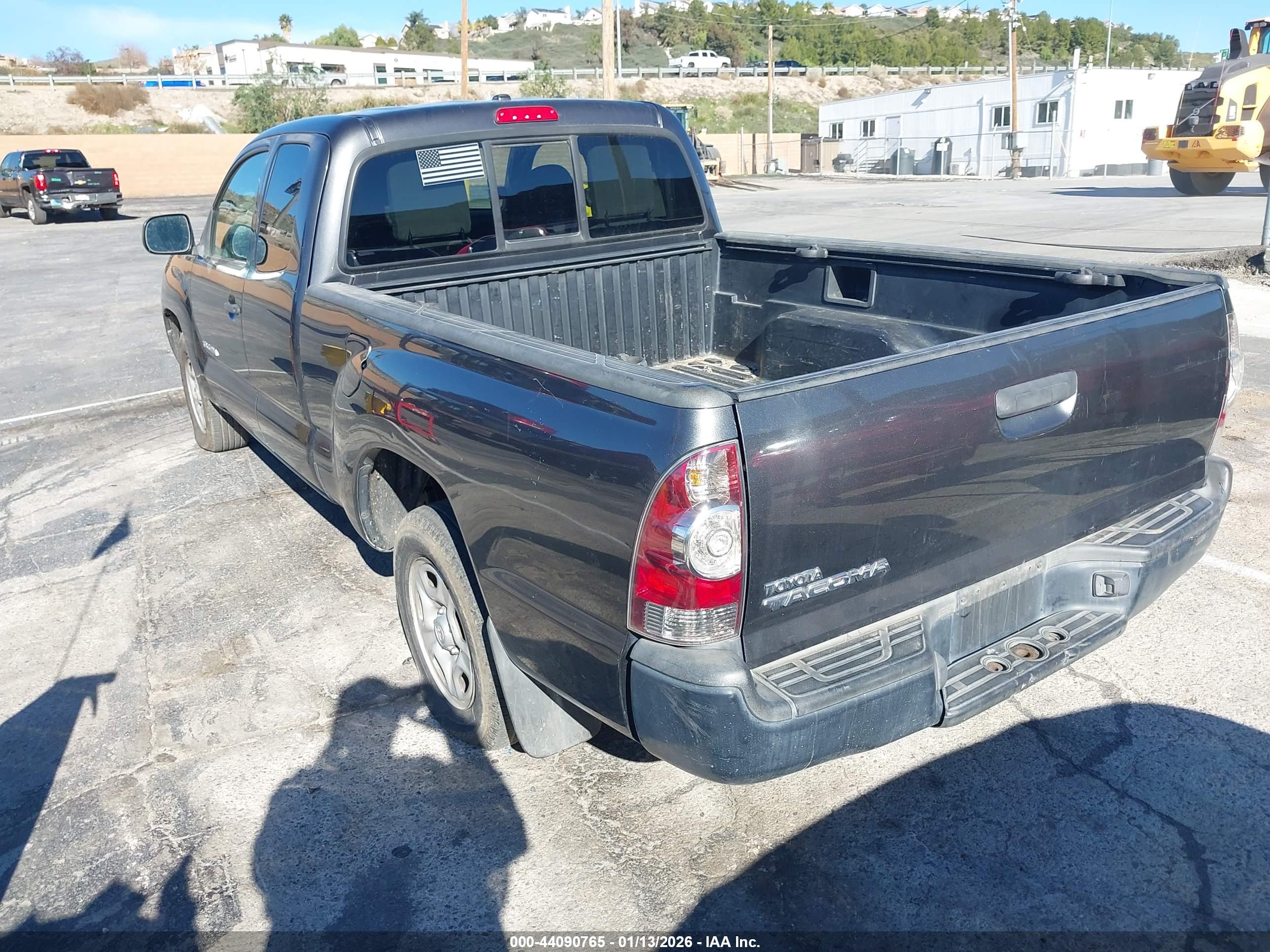 TOYOTA TACOMA image 3
