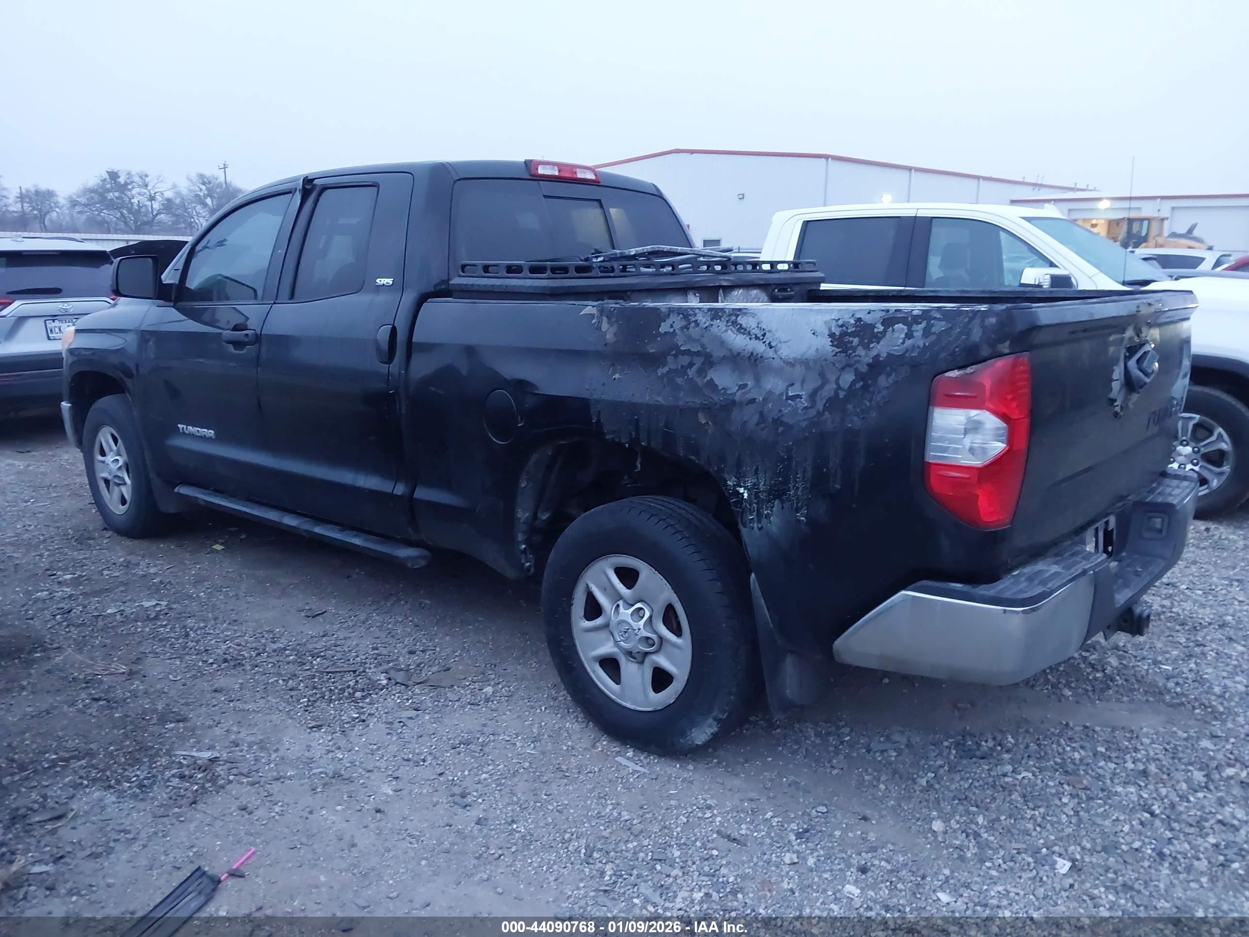 TOYOTA TUNDRA image 3