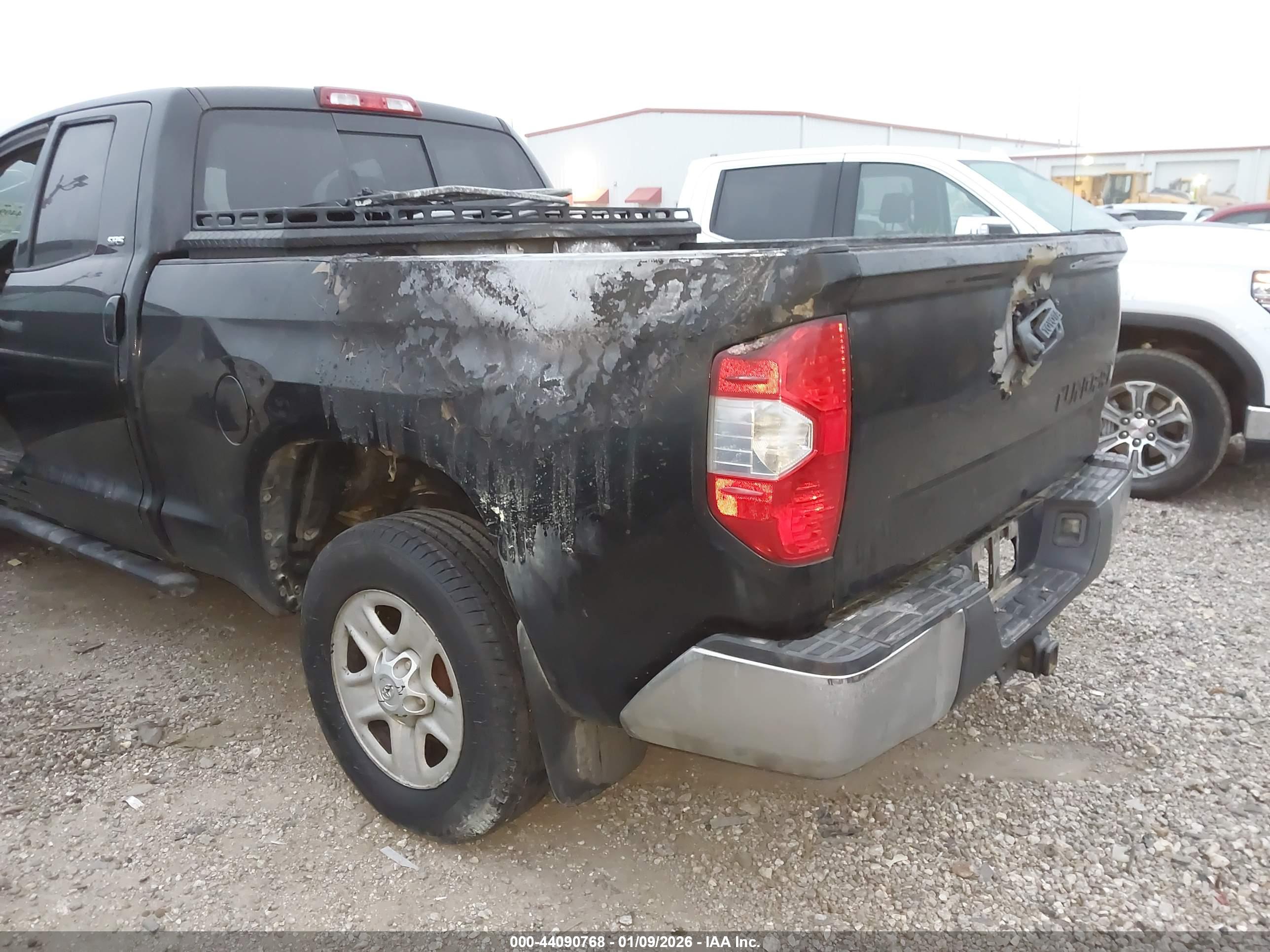TOYOTA TUNDRA image 6