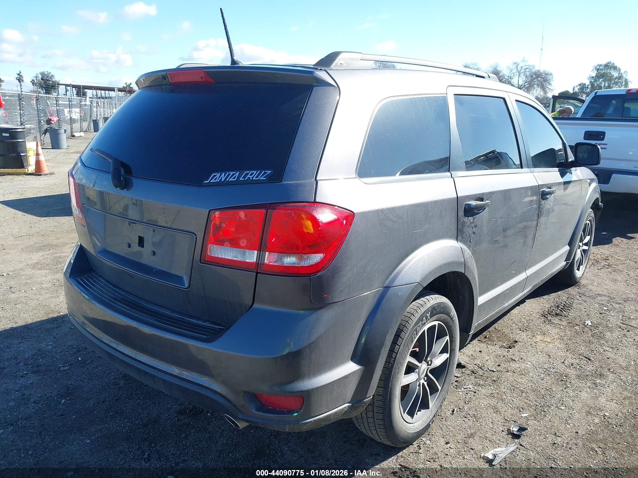 DODGE JOURNEY image 4