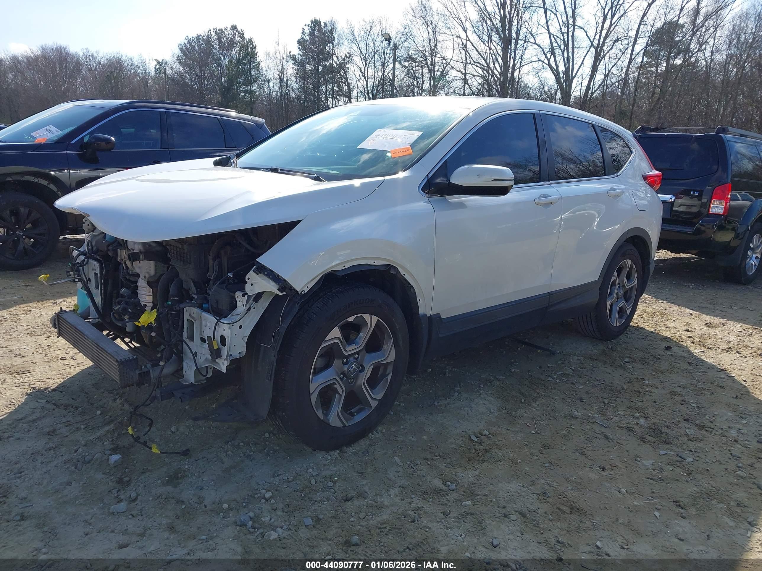 HONDA CR-V image 2