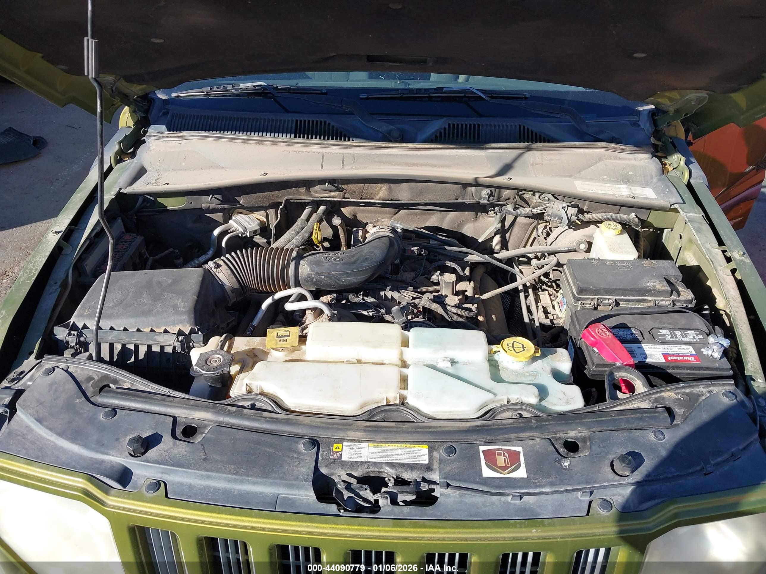 JEEP LIBERTY image 10