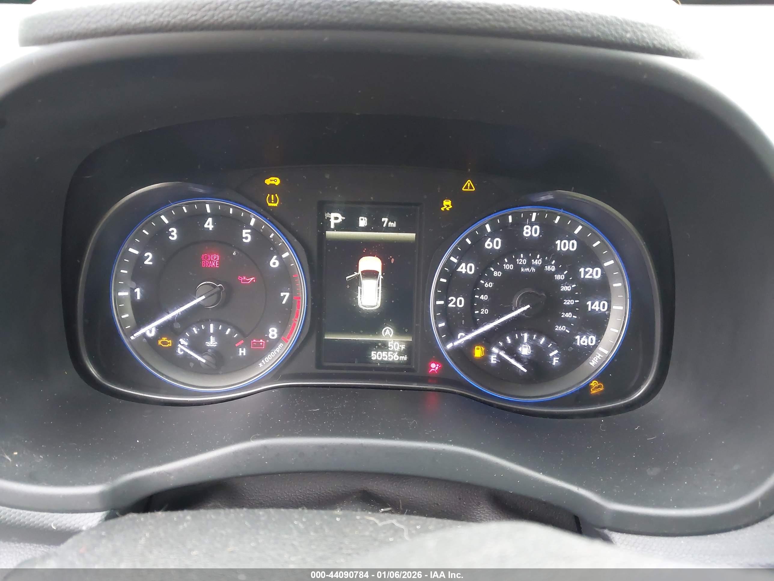 HYUNDAI KONA image 7