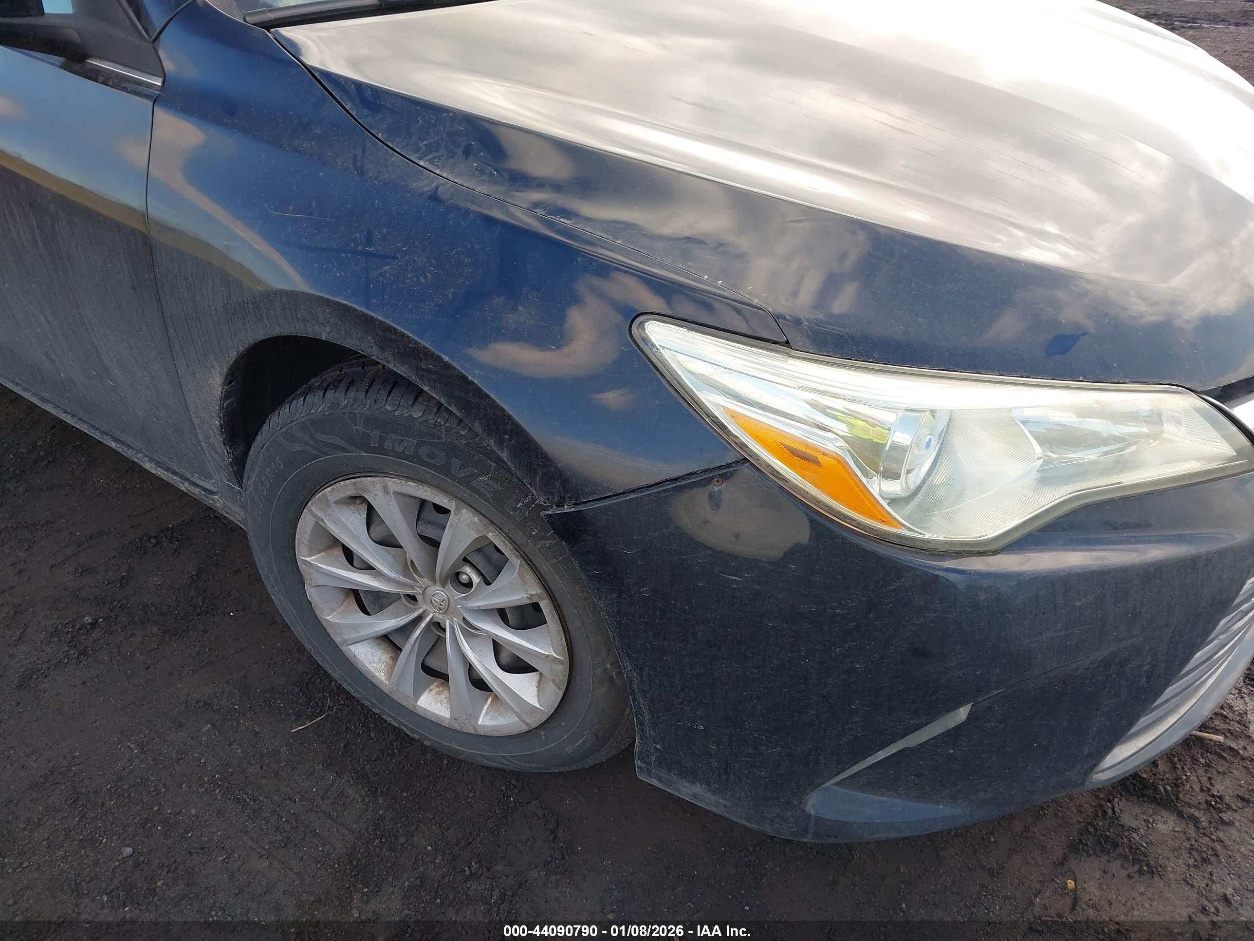 TOYOTA CAMRY image 6