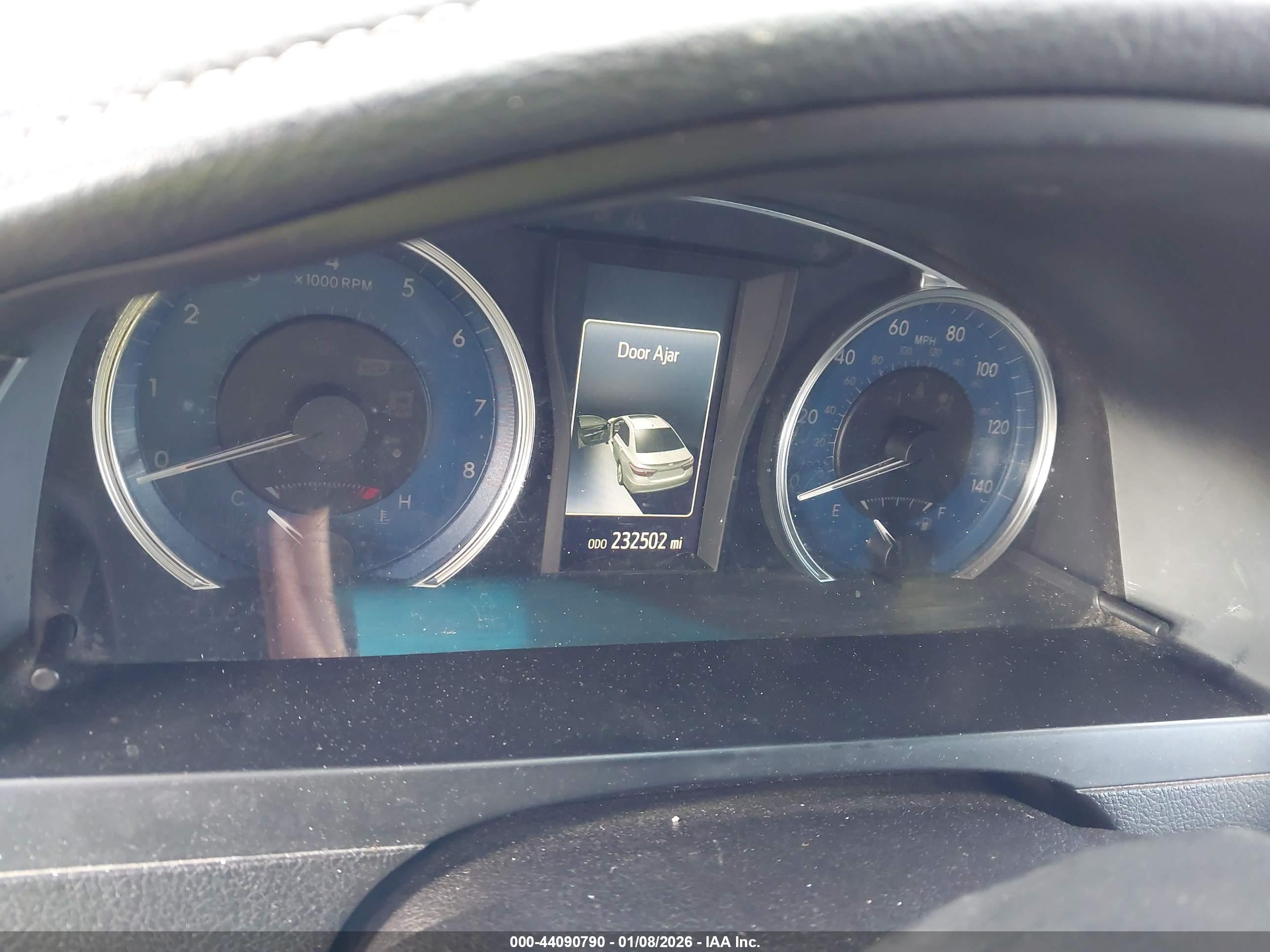 TOYOTA CAMRY image 7