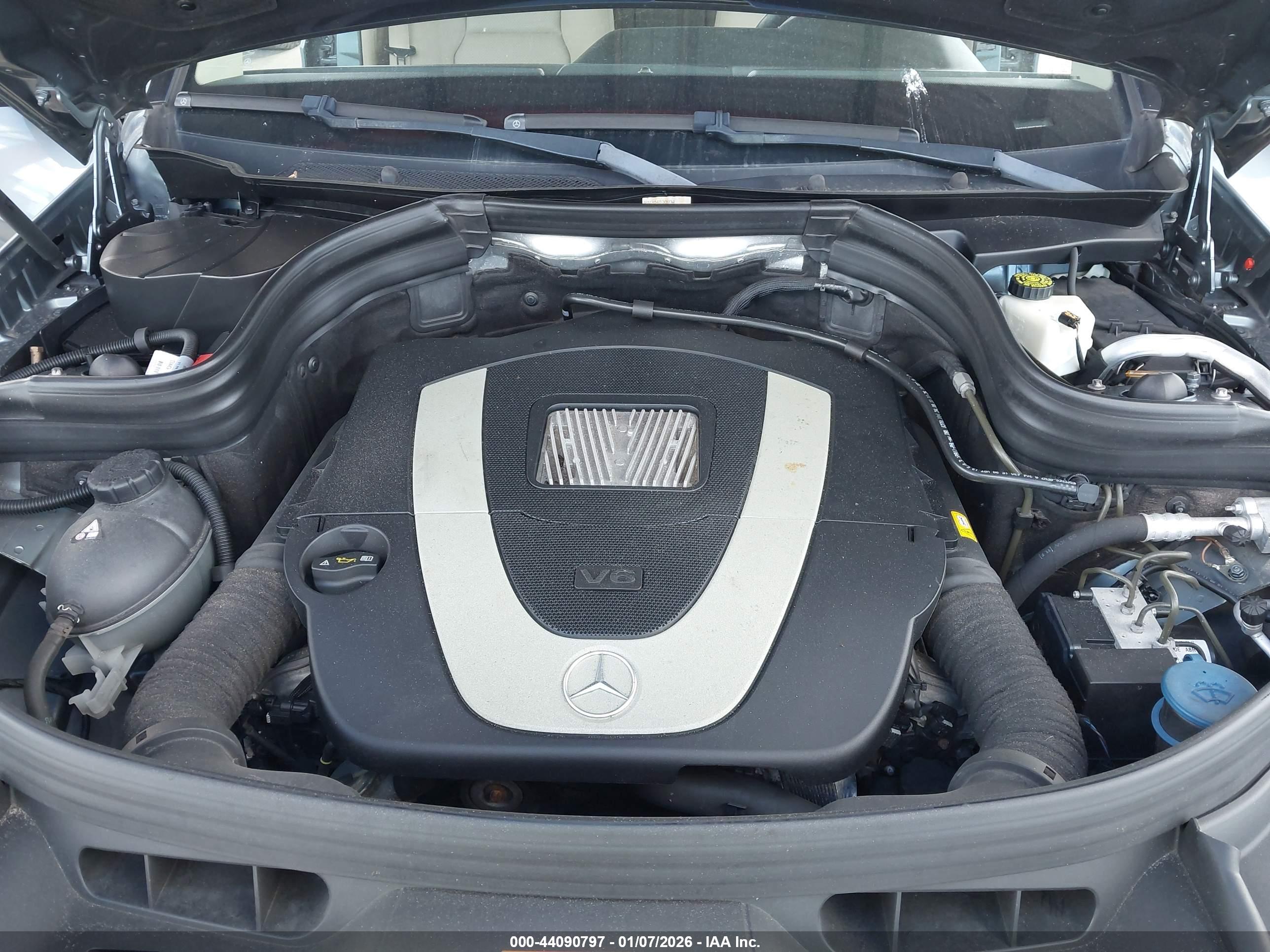 MERCEDES-BENZ GLK image 10