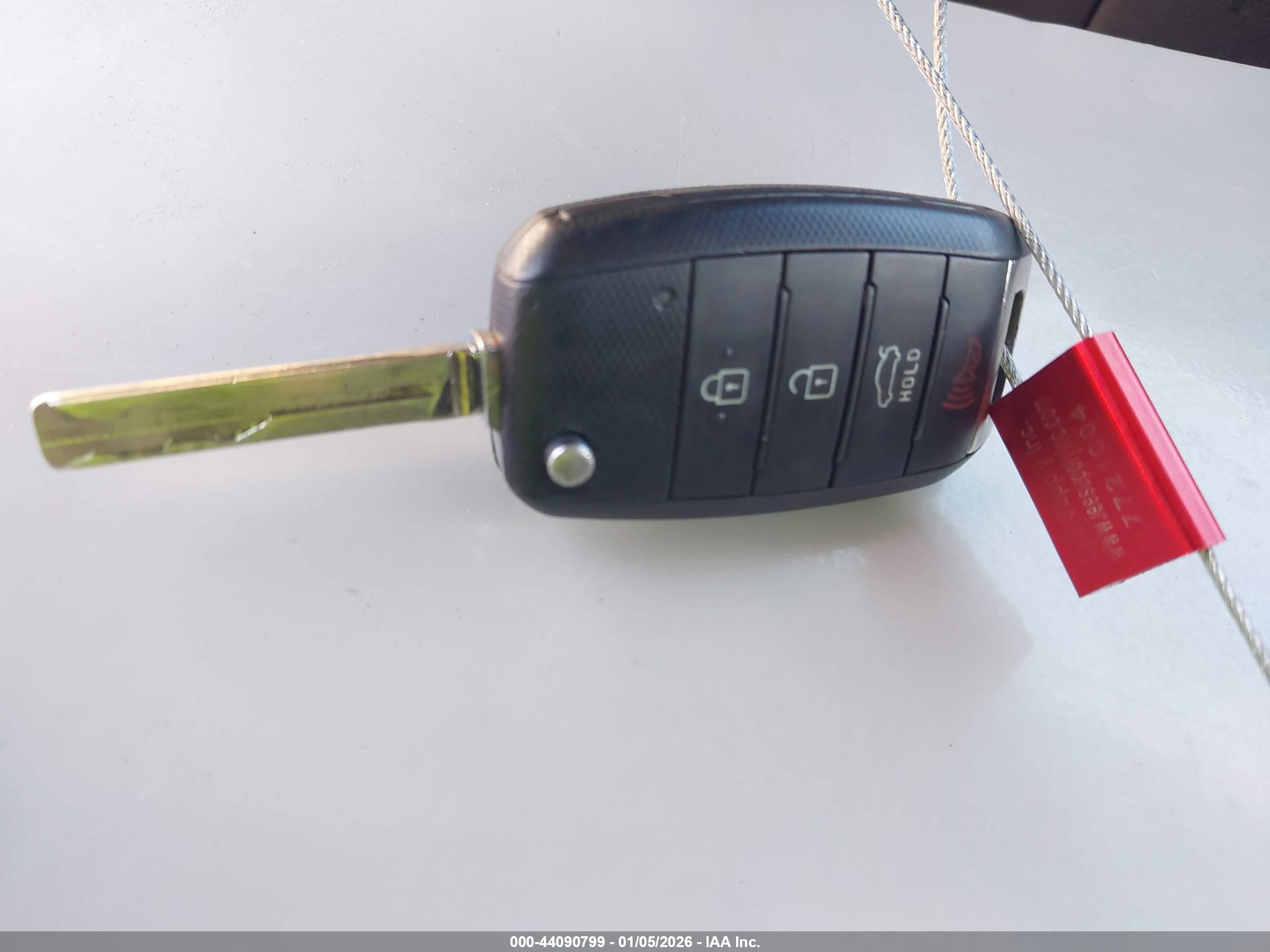 KIA RIO image 11