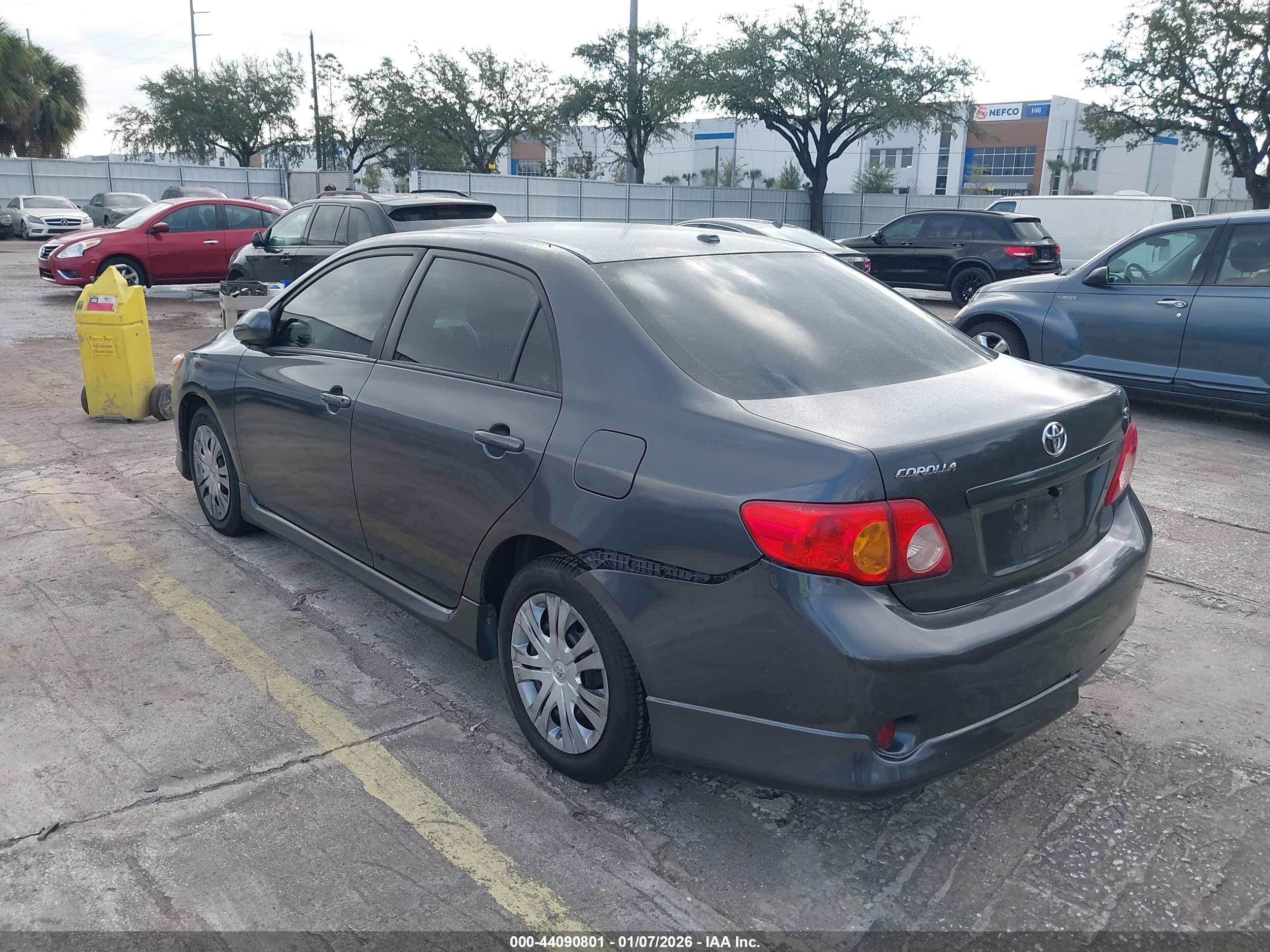 TOYOTA COROLLA image 3
