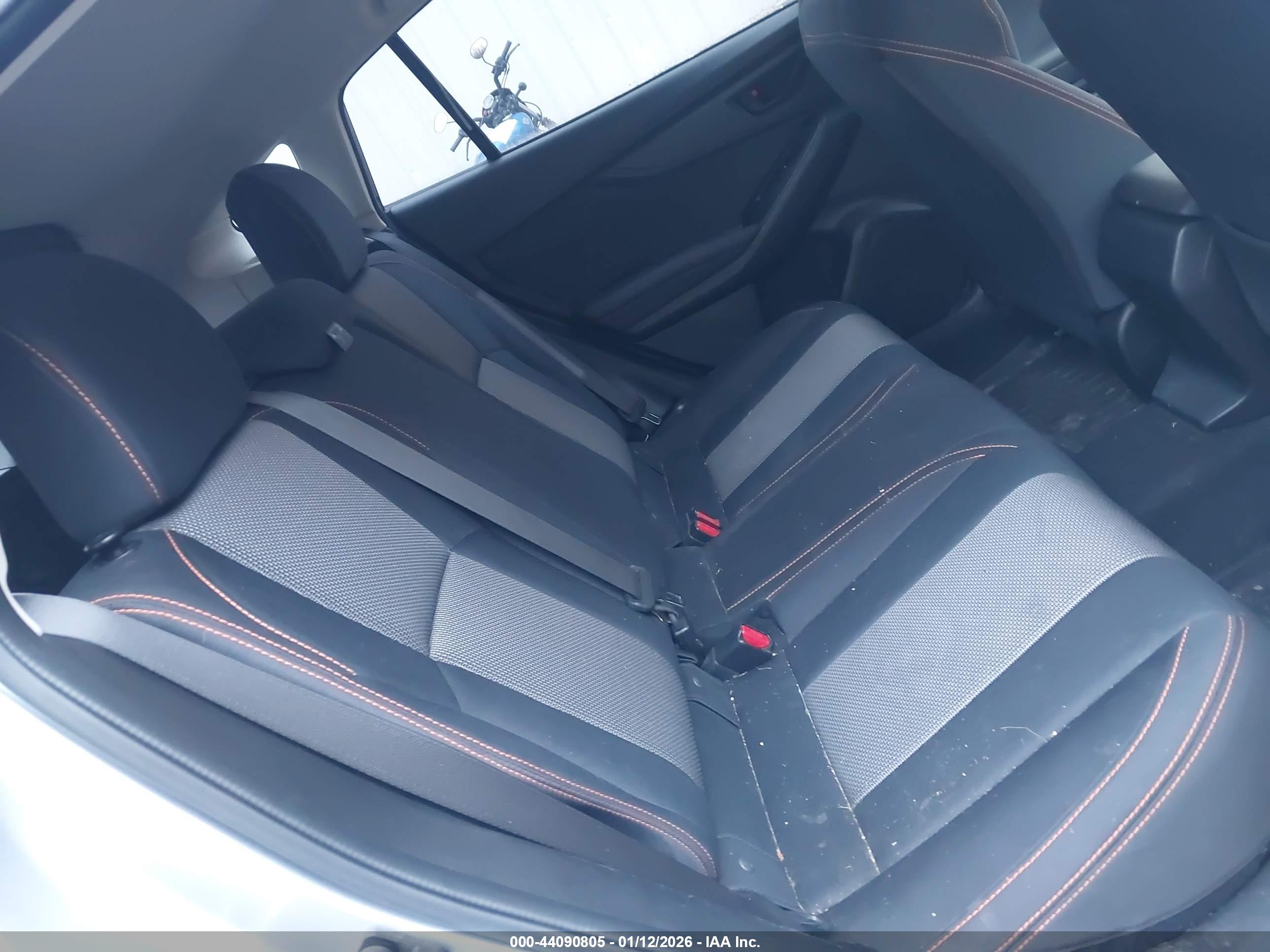 SUBARU CROSSTREK image 8