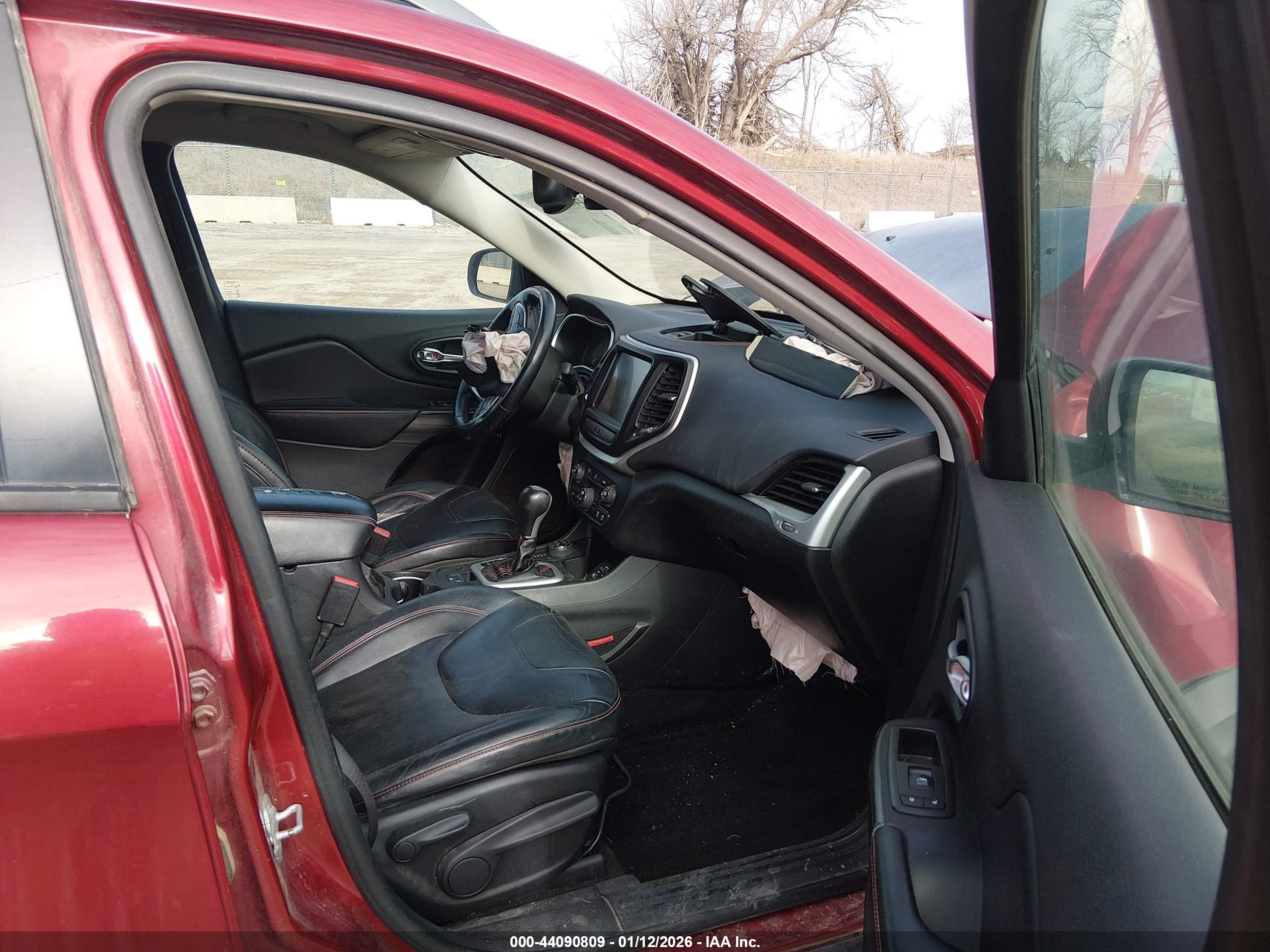 JEEP CHEROKEE image 5