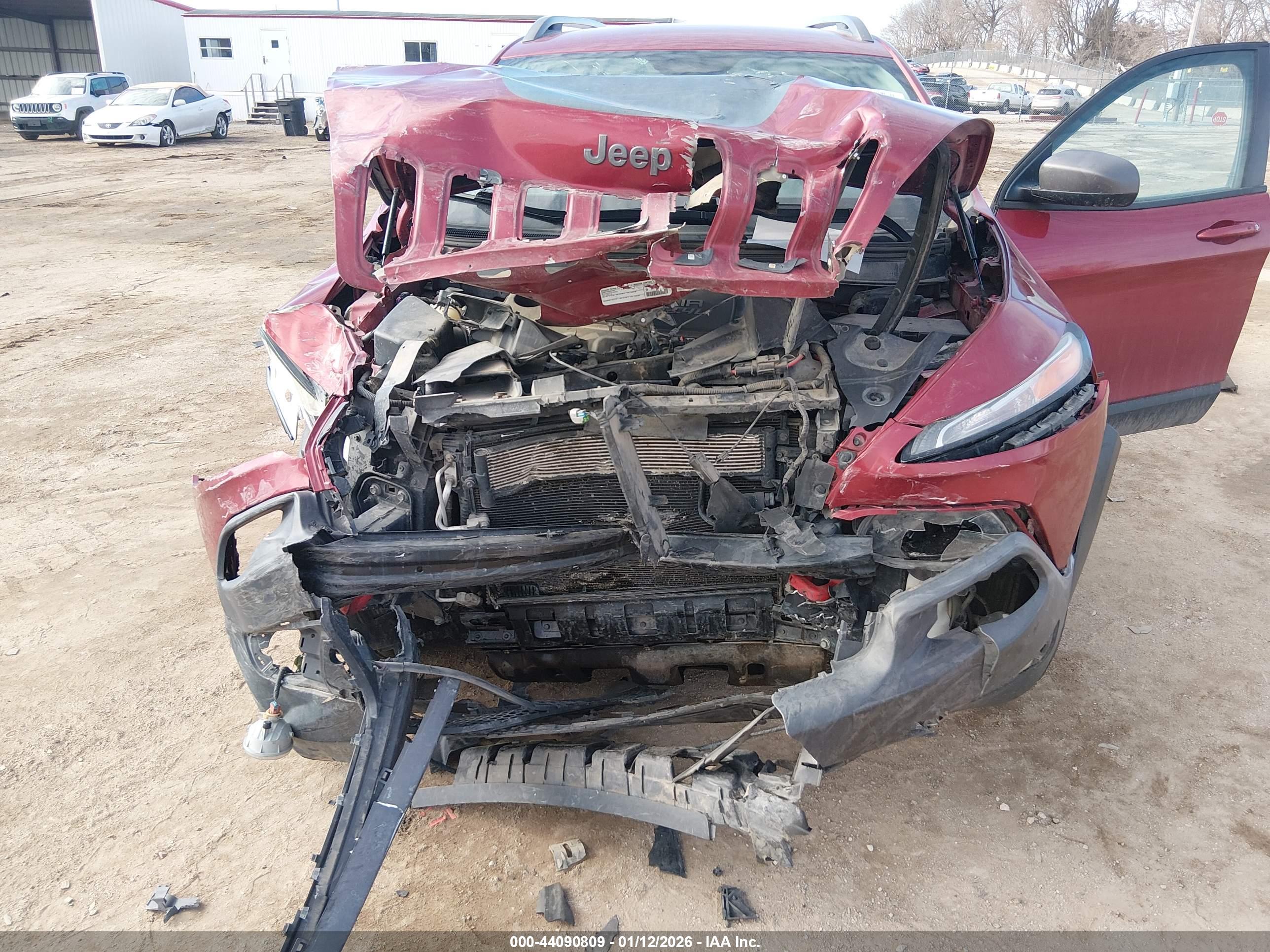 JEEP CHEROKEE image 6
