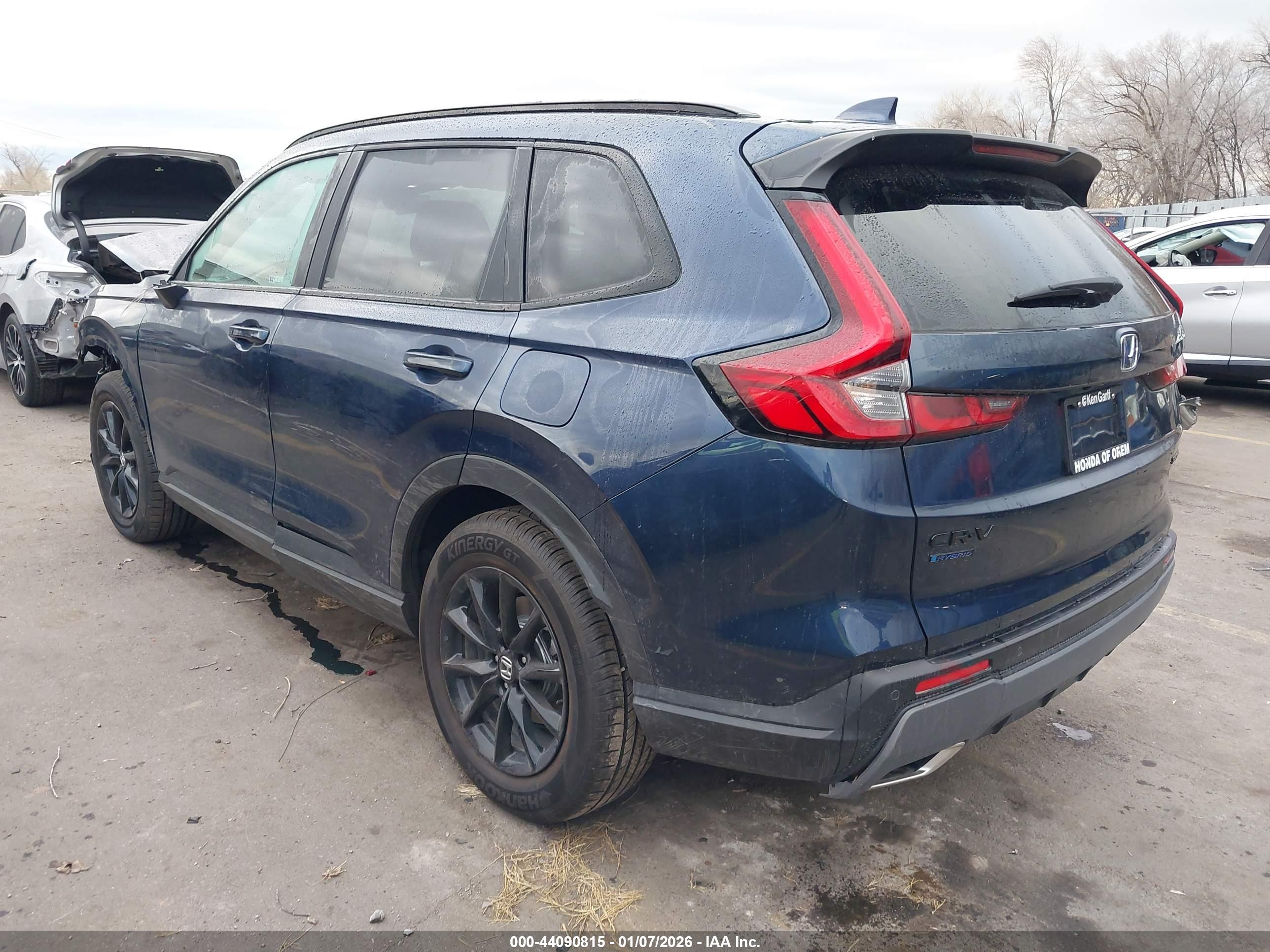 HONDA CR-V image 3